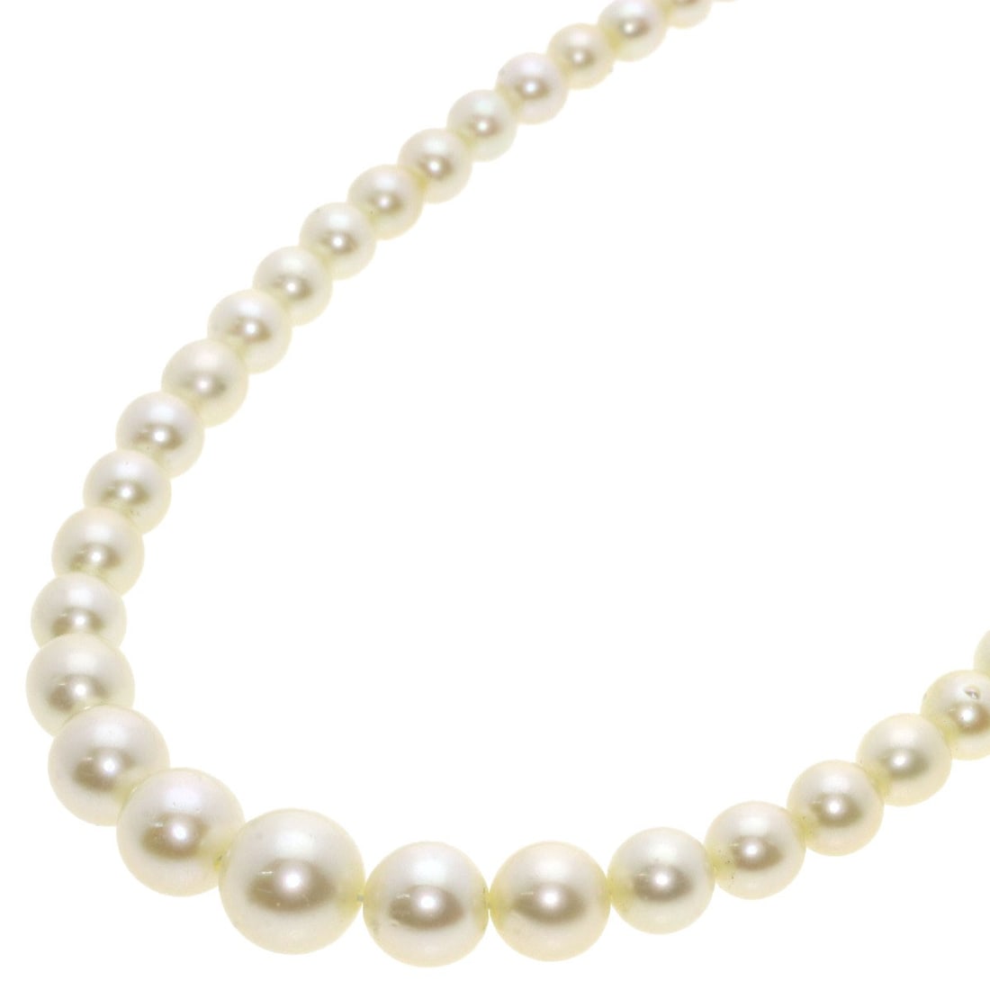 16.4g Pearl Gradation Necklace Silver: 16.4g Pearl Gradation Necklace Silver This listing features 16.4g Pearl Gradation Necklace Silver. Item specifics are provided below. Item Specifics: Brand: SELECT JEWELRY Style: Necklace Material: Si