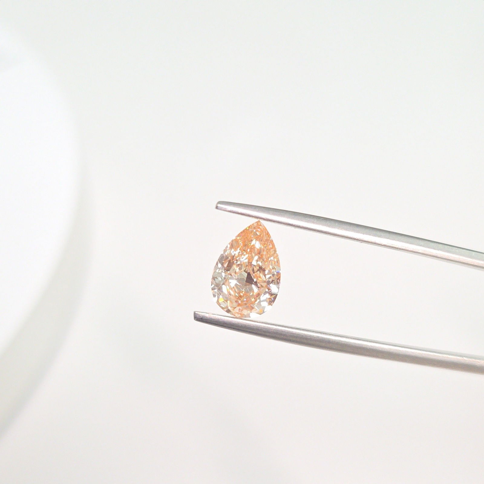 Loose Lab Diamond - IGI Pear 1.63ct Fancy Intense Brown Orange VVS2: Loose Lab Diamond - IGI Pear 1.63ct Fancy Intense Brown Orange VVS2 This listing features Loose Lab Diamond - IGI Pear 1.63ct Fancy Intense Brown Orange VVS2. Item specifics are provided below. Item S