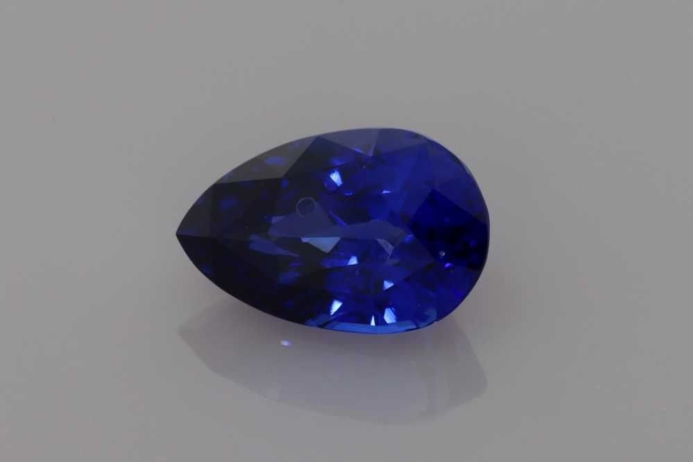 Loose Sapphire Gemstone - GRS Pear 3.04ct Blue SI: Loose Sapphire Gemstone - GRS Pear 3.04ct Blue SI This listing features Loose Sapphire Gemstone - GRS Pear 3.04ct Blue SI. Item specifics are provided below. Item Specifics: Type: Sapphire Carat: