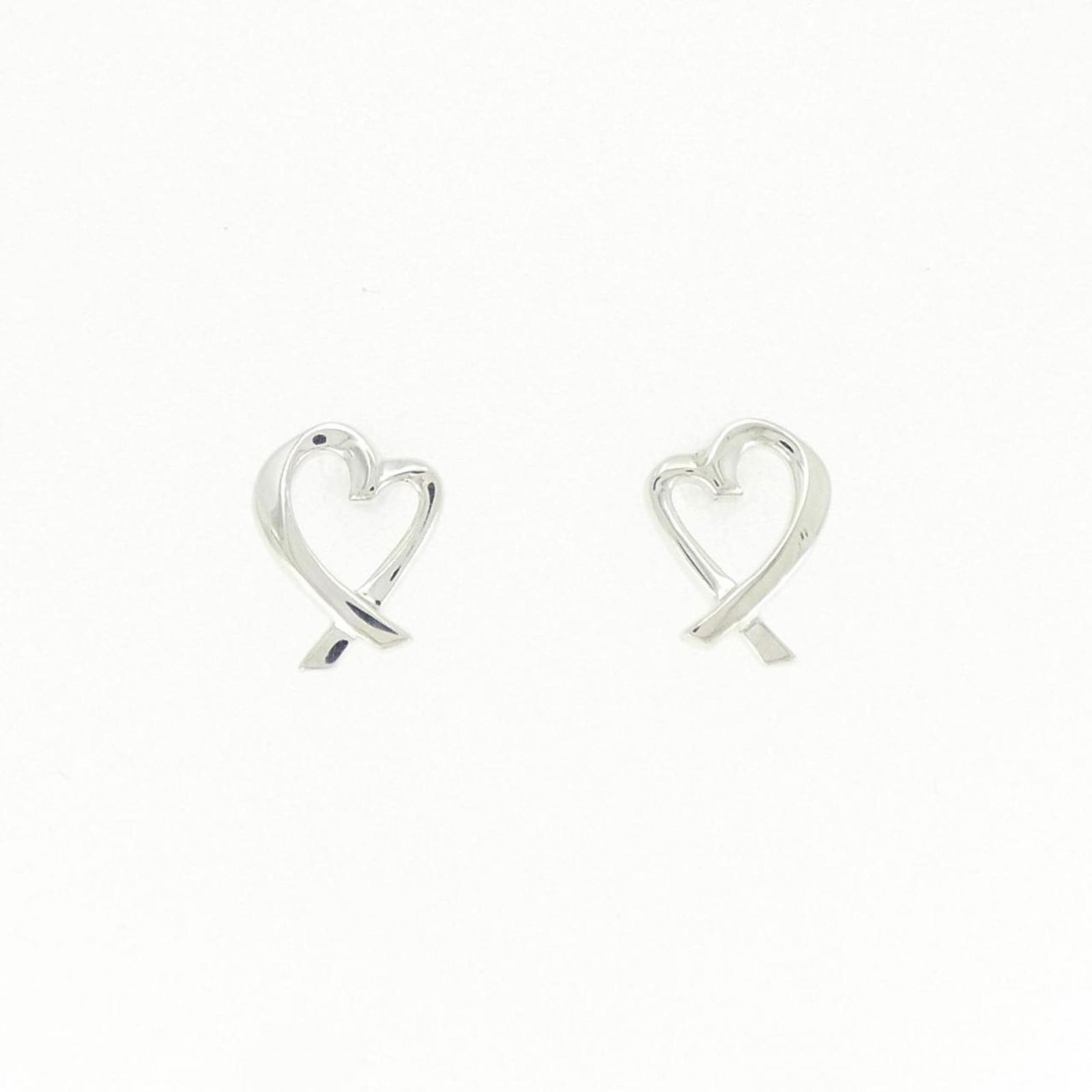 925 Tiffany Stud Earrings Silver: 925 Tiffany Stud Earrings Silver This listing features 925 Tiffany Stud Earrings Silver. Item specifics are provided below. Item Specifics: Brand: Tiffany Type: Stud Earrings Gender: Women Material: S