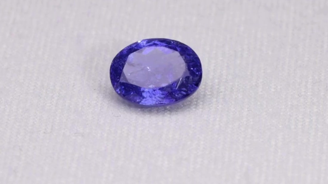 Loose Tanzanite Gemstone - IGI Oval 2.6ct Blue SI (1 of 1)