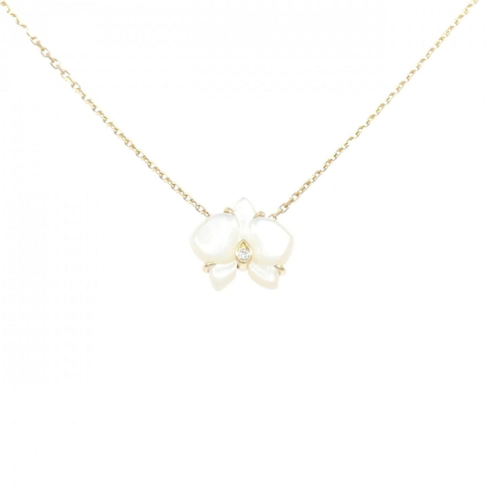Necklace Cartier Caresse d'Orchidee Par: Necklace Cartier Caresse d'Orchidee Par This listing features Necklace Cartier Caresse d'Orchidee Par. Item specifics are provided below. Item Specifics: Brand: Cartier Necklace Type: Necklace Pendant