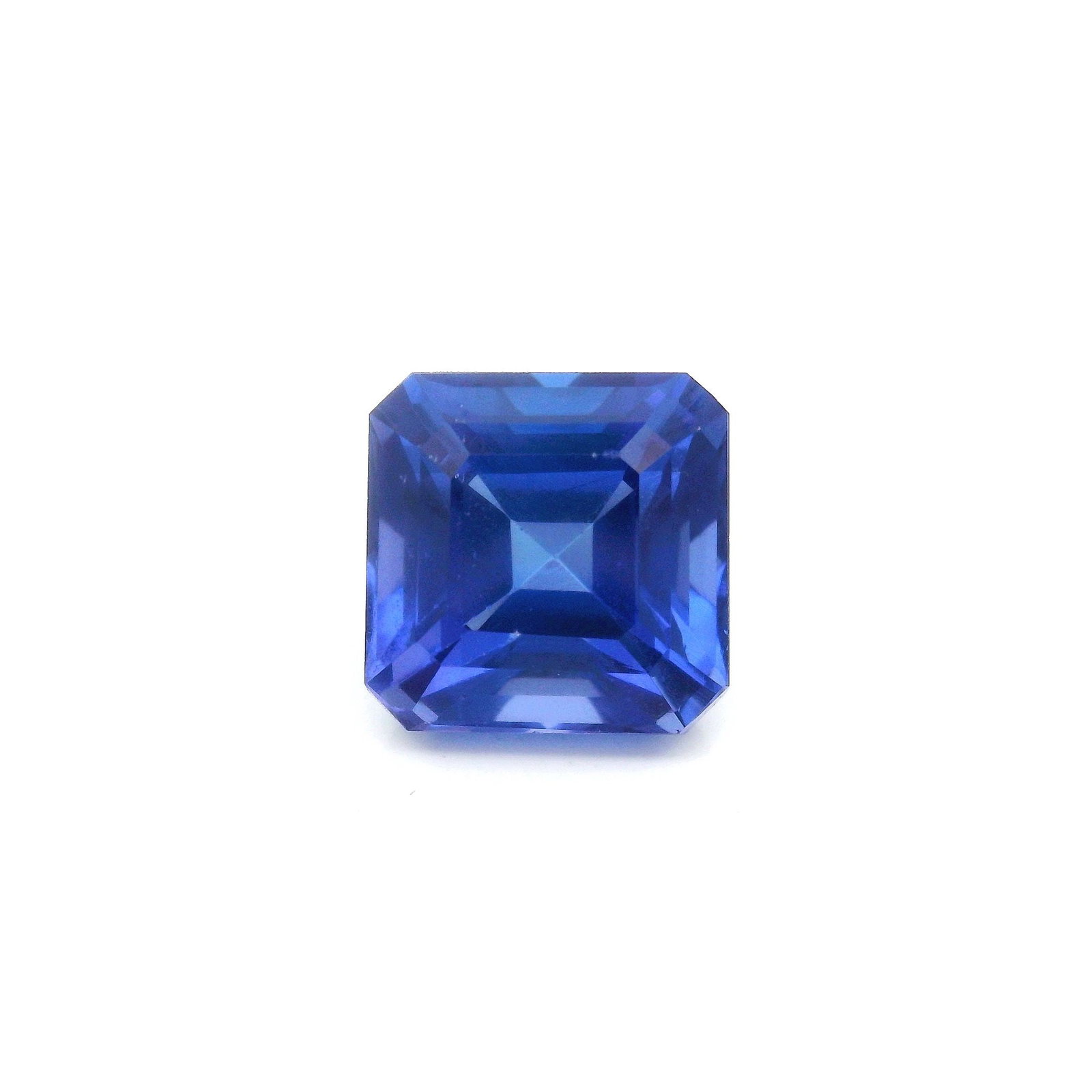 Loose Tanzanite Gemstone - GSI Octagonal 3.98ct Blue EC: Loose Tanzanite Gemstone - GSI Octagonal 3.98ct Blue EC This listing features Loose Tanzanite Gemstone - GSI Octagonal 3.98ct Blue EC. Item specifics are provided below. Item Specifics: Type: