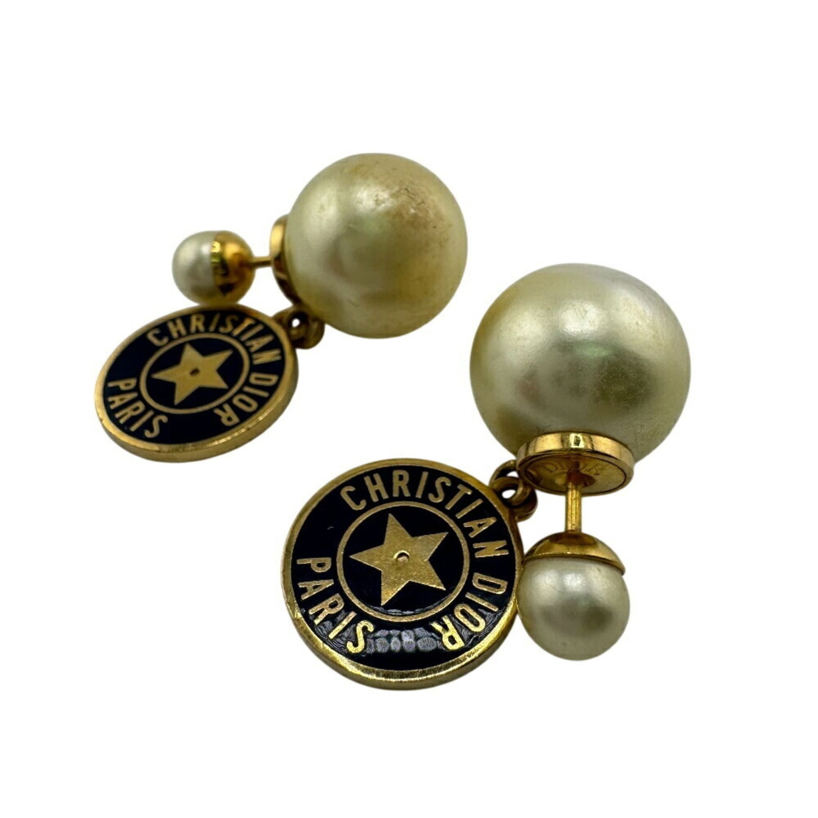 Plating Christian Dior Stud Earrings Gold: Plating Christian Dior Stud Earrings Gold This listing features Plating Christian Dior Stud Earrings Gold. Item specifics are provided below. Item Specifics: Brand: Christian Dior Type: Stud Earrings