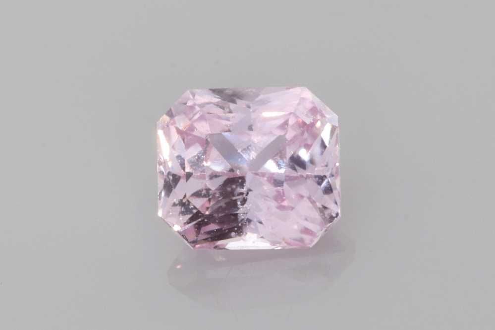 Loose Sapphire Gemstone - Octagonal 1.43ct Orange EC: Loose Sapphire Gemstone - Octagonal 1.43ct Orange EC This listing features Loose Sapphire Gemstone - Octagonal 1.43ct Orange EC. Item specifics are provided below. Item Specifics: Type: Sapphire