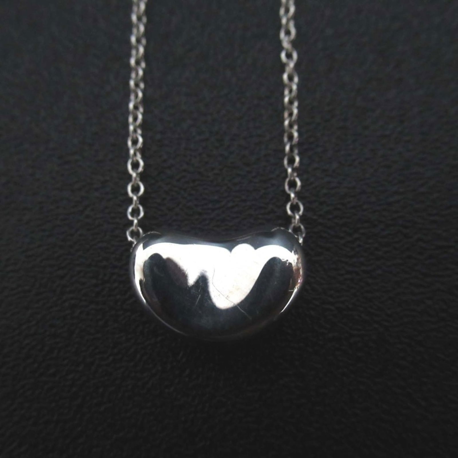 Women's Tiffany & Co. Elsa Peretti Beans Necklace Pendant 925SV Silver: Women's Tiffany & Co. Elsa Peretti Beans Necklace Pendant 925SV Silver This listing features Women's Tiffany & Co. Elsa Peretti Beans Necklace Pendant 925SV Silver. Item specifics are provided below.