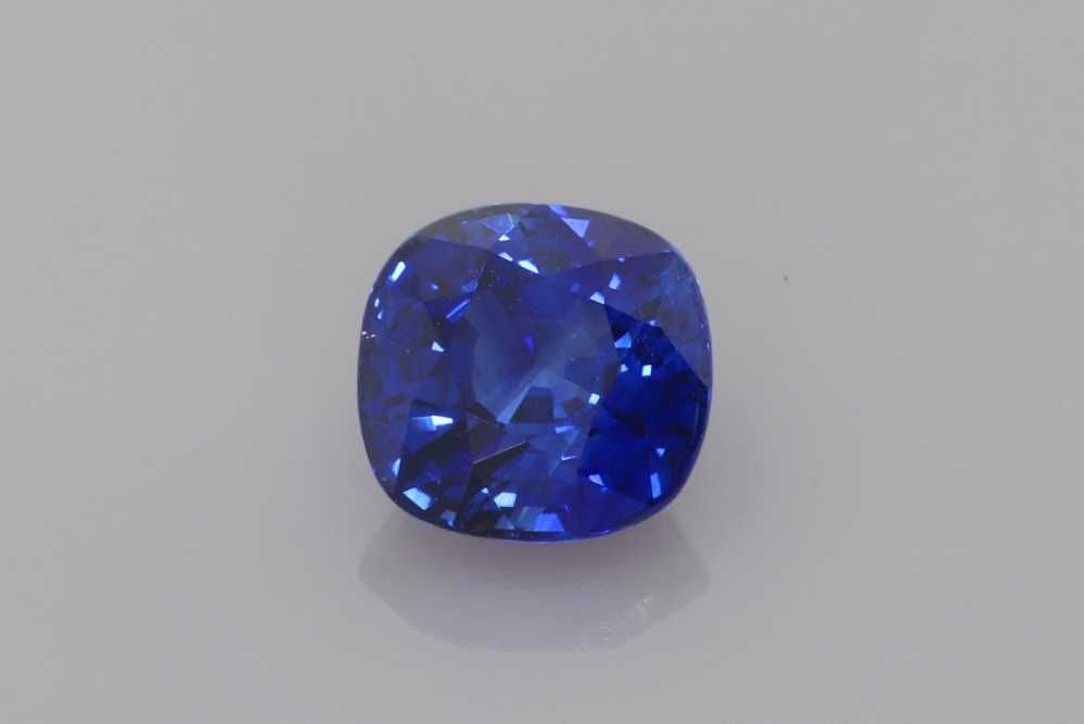 Loose Sapphire Gemstone - Cushion 1.04ct Blue EC: Loose Sapphire Gemstone - Cushion 1.04ct Blue EC This listing features Loose Sapphire Gemstone - Cushion 1.04ct Blue EC. Item specifics are provided below. Item Specifics: Type: Sapphire Carat: 1.04 C