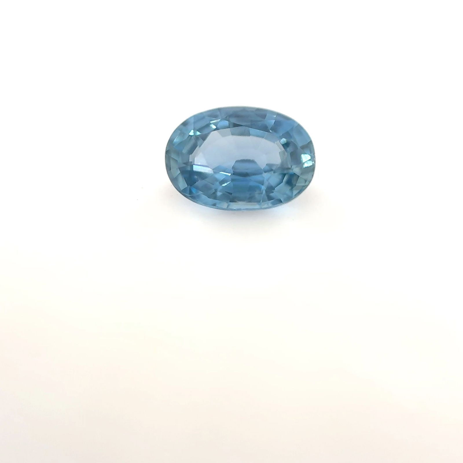 Loose Sapphire Gemstone - Oval 1.14ct Blue EC: Loose Sapphire Gemstone - Oval 1.14ct Blue EC This listing features Loose Sapphire Gemstone - Oval 1.14ct Blue EC. Item specifics are provided below. Item Specifics: Type: Sapphire Carat: 1.14 Cut: