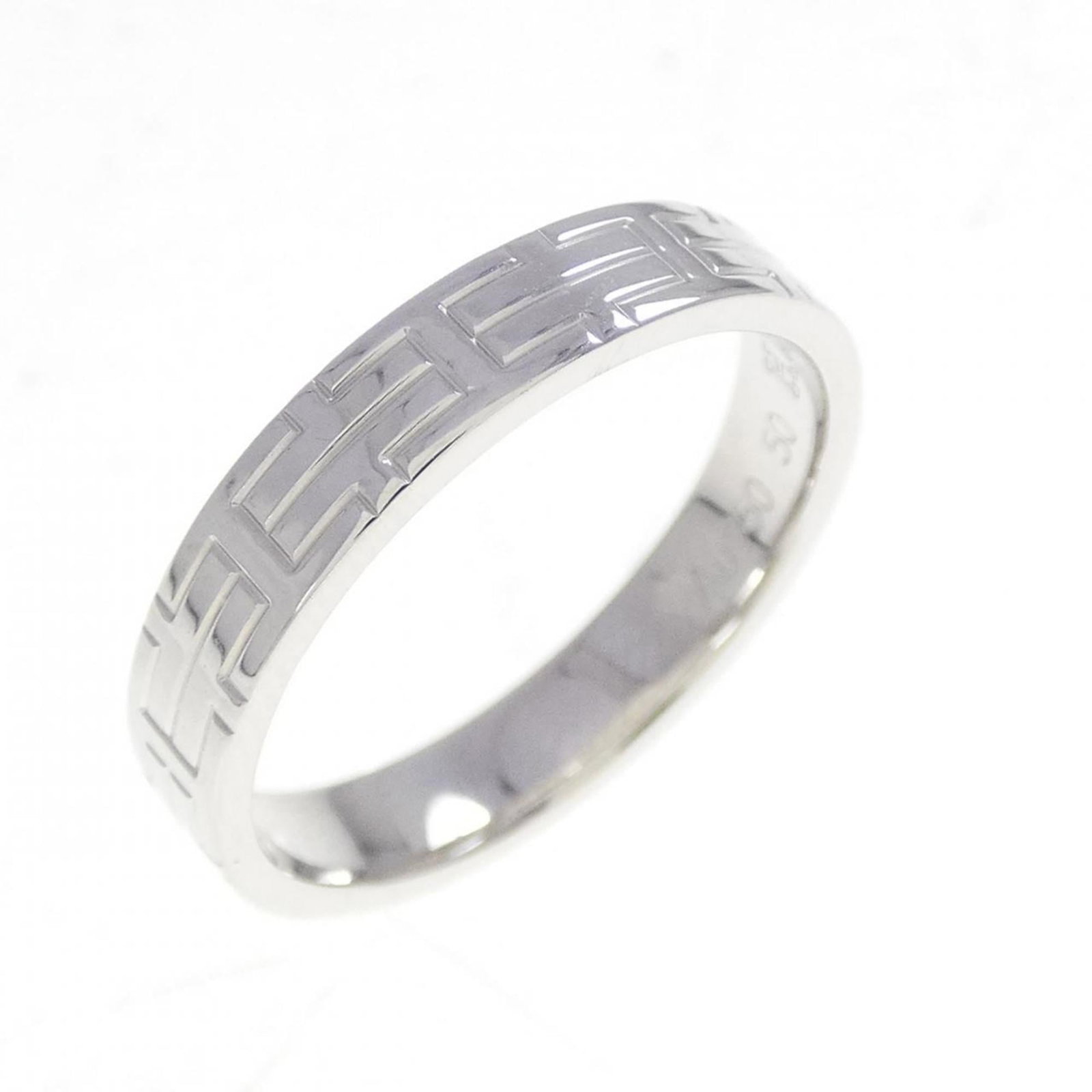 (18K) Hermes Band Ring White Gold: (18K) Hermes Band Ring White Gold This listing features (18K) Hermes Band Ring White Gold. Item specifics are provided below. Item Specifics: Brand: Hermes Type: Band Ring Gender: Women Material: Whit