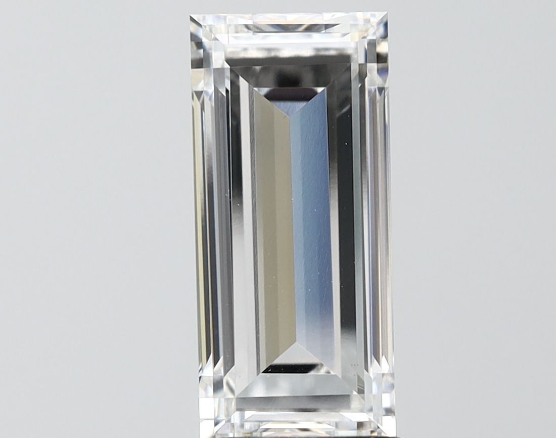 Loose Lab Diamond - IGI Baguette 3.12ct F VVS2: Loose Lab Diamond - IGI Baguette 3.12ct F VVS2 This listing features Loose Lab Diamond - IGI Baguette 3.12ct F VVS2. Item specifics are provided below. Item Specifics: Source: This Is A Real Diamond G