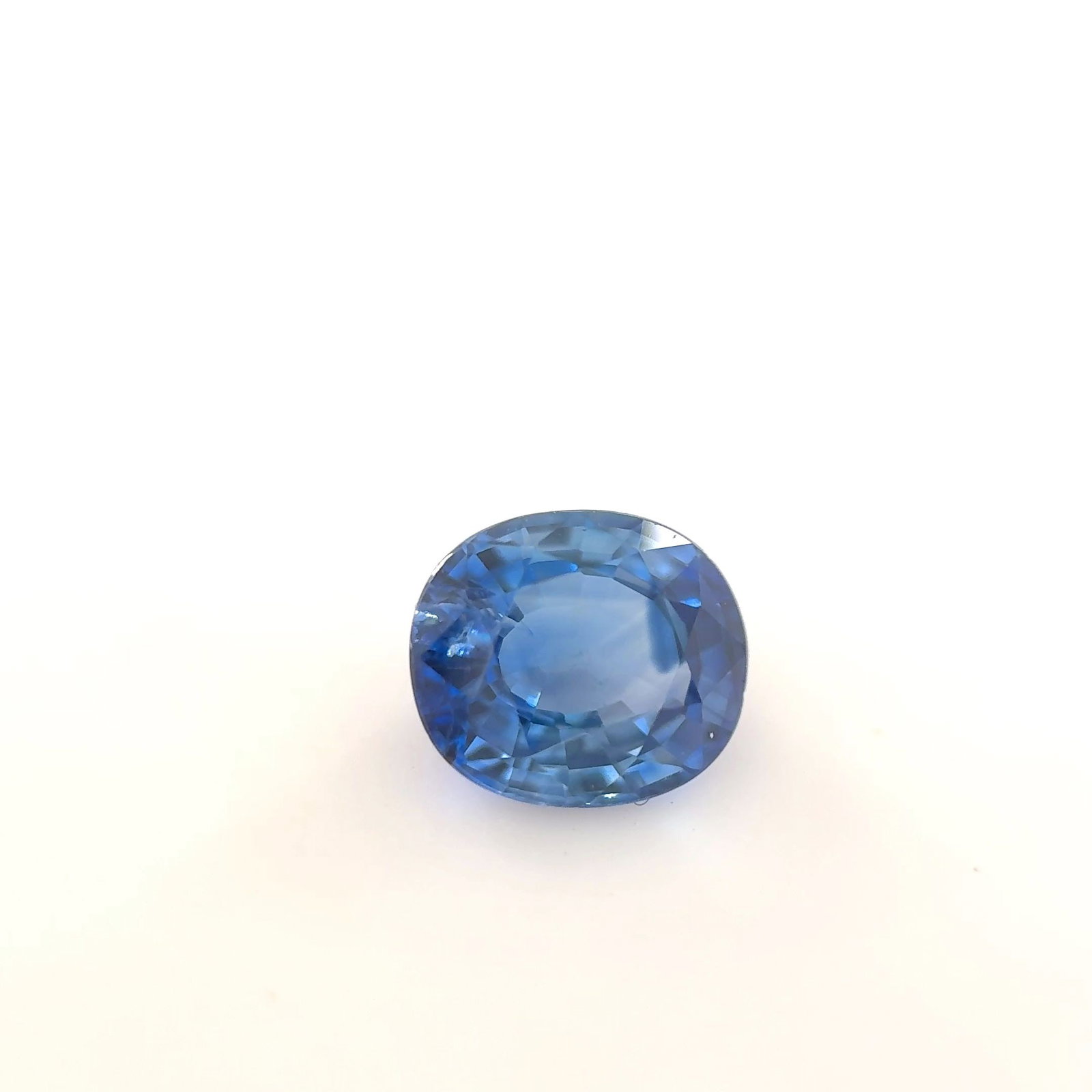 Loose Sapphire Gemstone - Oval 1.02ct Blue SI: Loose Sapphire Gemstone - Oval 1.02ct Blue SI This listing features Loose Sapphire Gemstone - Oval 1.02ct Blue SI. Item specifics are provided below. Item Specifics: Type: Sapphire Carat: 1.02 Cut:
