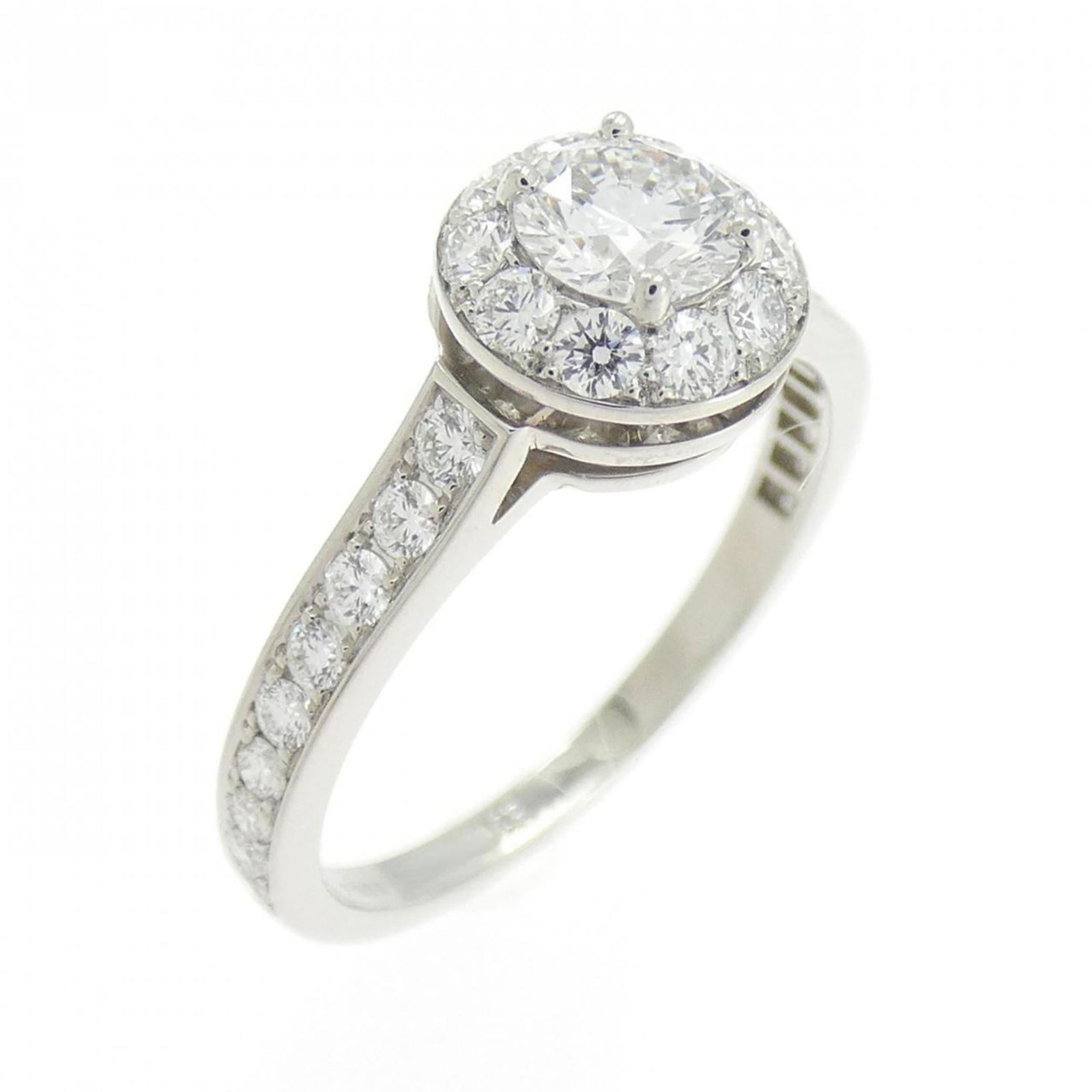 950 Van Cleef & Arpels Band Ring Platinum: 950 Van Cleef & Arpels Band Ring Platinum This listing features 950 Van Cleef & Arpels Band Ring Platinum. Item specifics are provided below. Item Specifics: Brand: Van Cleef & Arpels Type: Band Ring