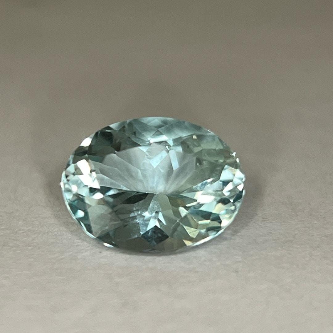 Loose Aquamarine Gemstone - Oval 2.49ct Blue SI: Loose Aquamarine Gemstone - Oval 2.49ct Blue SI This listing features Loose Aquamarine Gemstone - Oval 2.49ct Blue SI. Item specifics are provided below. Item Specifics: Type: Aquamarine Carat: 2.49 C