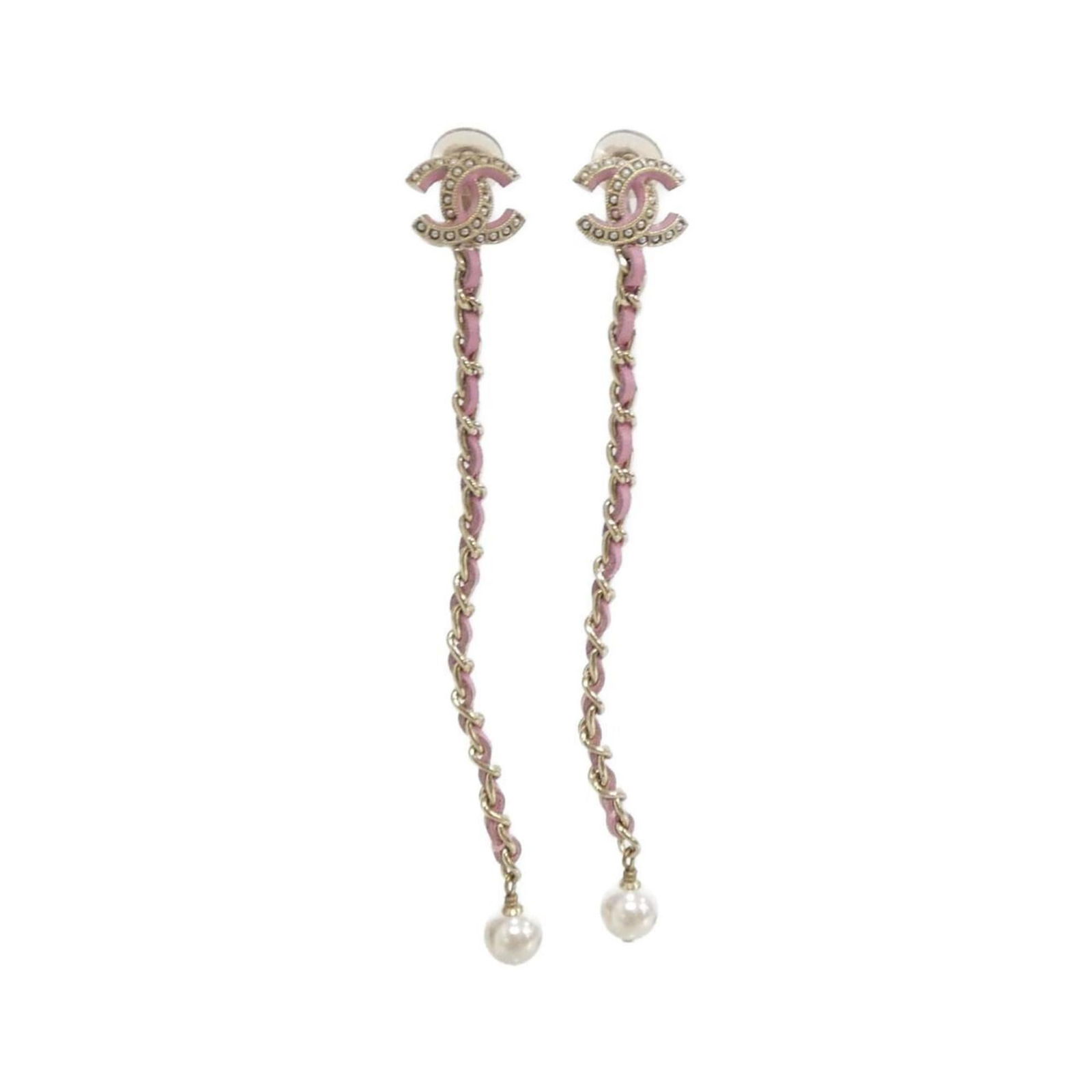 Earrings Chanel Clip: Earrings Chanel Clip This listing features Earrings Chanel Clip. Item specifics are provided below. Item Specifics: Brand: Chanel Type: Clip Earrings Gender: Women Color: Gold, Pink, White Size (Hxwxd