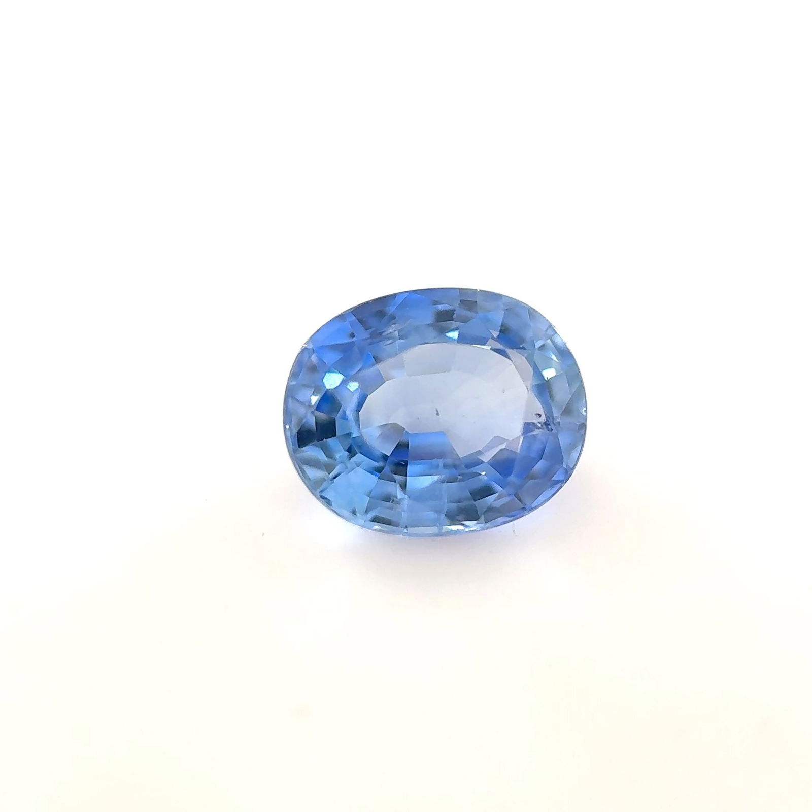 Loose Sapphire Gemstone - Oval 1.02ct Blue SI: Loose Sapphire Gemstone - Oval 1.02ct Blue SI This listing features Loose Sapphire Gemstone - Oval 1.02ct Blue SI. Item specifics are provided below. Item Specifics: Type: Sapphire Carat: 1.02 Cut: Fa