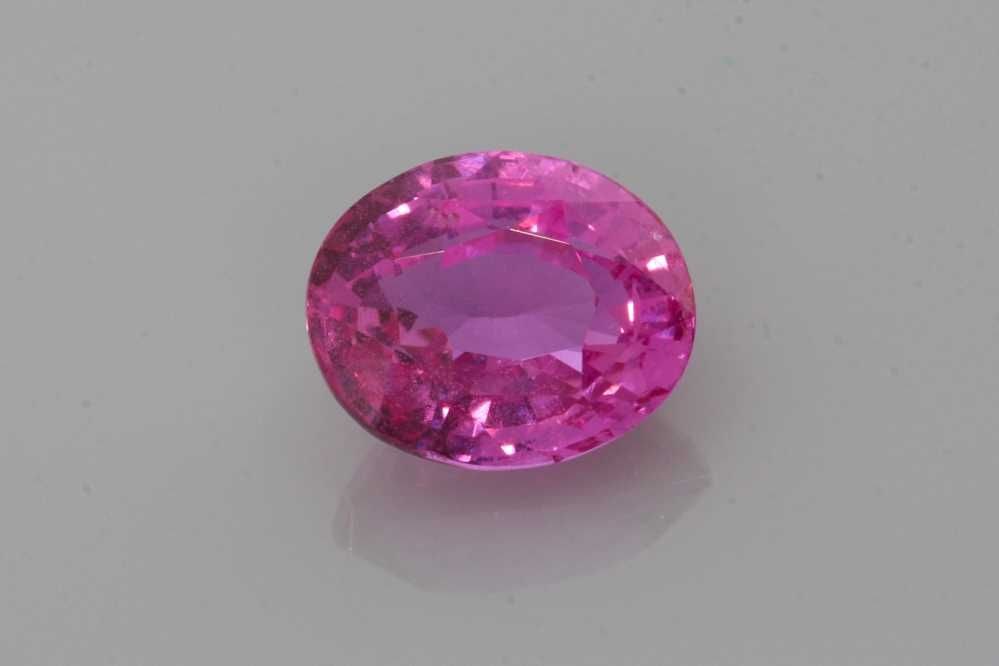 Loose Sapphire Gemstone - Oval 2.53ct Pink EC: Loose Sapphire Gemstone - Oval 2.53ct Pink EC This listing features Loose Sapphire Gemstone - Oval 2.53ct Pink EC. Item specifics are provided below. Item Specifics: Type: Sapphire Carat: 2.53 Cut: Fa