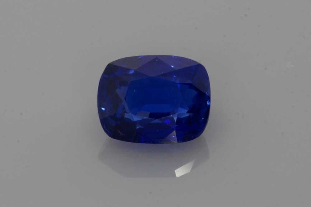 Loose Sapphire Gemstone - Cushion 2.05ct Blue EC: Loose Sapphire Gemstone - Cushion 2.05ct Blue EC This listing features Loose Sapphire Gemstone - Cushion 2.05ct Blue EC. Item specifics are provided below. Item Specifics: Type: Sapphire Carat: 2.05 C