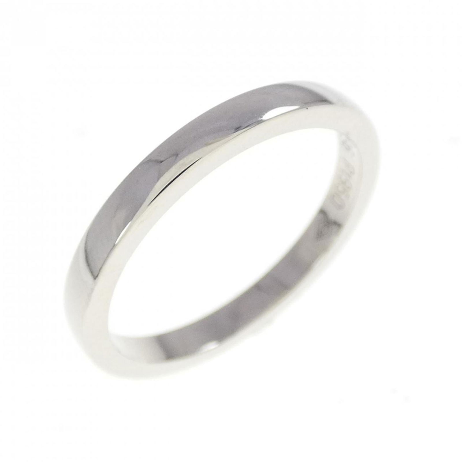 950 Cartier Band Ring Platinum: 950 Cartier Band Ring Platinum This listing features 950 Cartier Band Ring Platinum. Item specifics are provided below. Item Specifics: Brand: Cartier Type: Band Ring Gender: Women Color: Platinum Mat