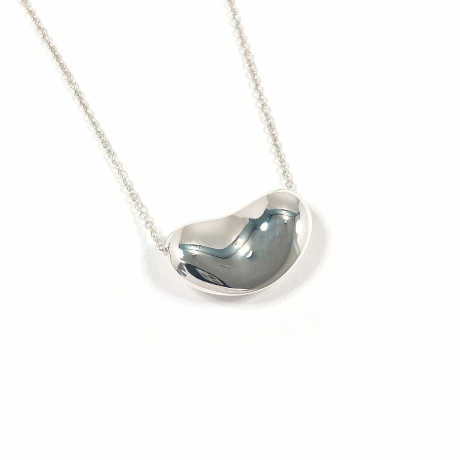 Women's TIFFANY & Co. Tiffany Bean Elsa Peretti Necklace Silver 925: Women's TIFFANY & Co. Tiffany Bean Elsa Peretti Necklace Silver 925 This listing features Women's TIFFANY & Co. Tiffany Bean Elsa Peretti Necklace Silver 925. Item specifics are provided below. Item S