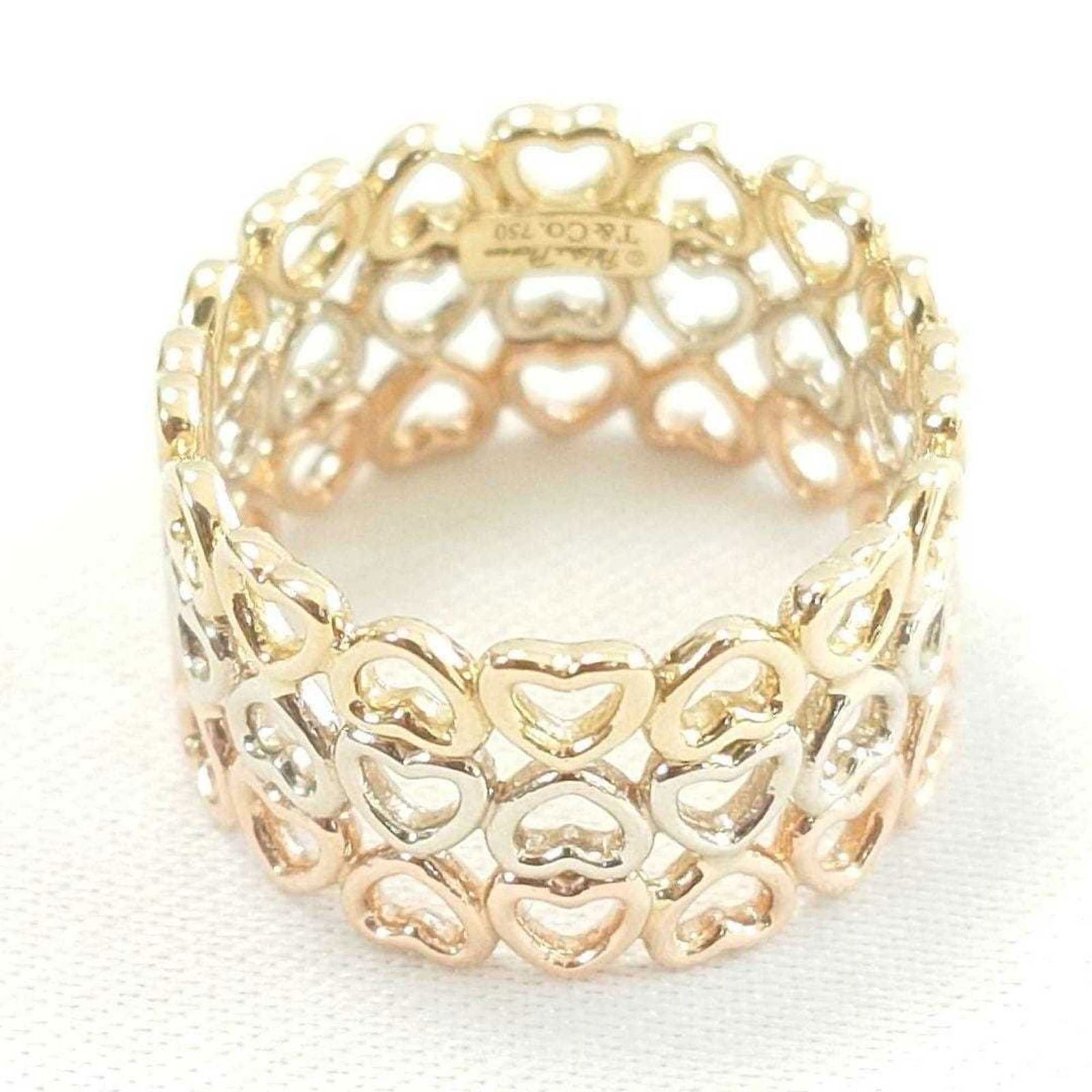 Yellow Gold (18K) - Tiffany Band Ring Pink Gold (18K) - White Gold (18K): Yellow Gold (18K) - Tiffany Band Ring Pink Gold (18K) - White Gold (18K) This listing features Yellow Gold (18K) - Tiffany Band Ring Pink Gold (18K) - White Gold (18K). Item specifics are provided bel