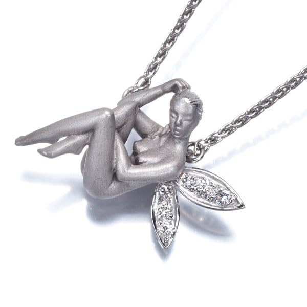 Gold Carrera Y Carrera Necklace Diamond Le Ciel Bleu Fairy 18K 750 White: Gold Carrera Y Carrera Necklace Diamond Le Ciel Bleu Fairy 18K 750 White This listing features Gold Carrera Y Carrera Necklace Diamond Le Ciel Bleu Fairy 18K 750 White. Item specifics are provided bel