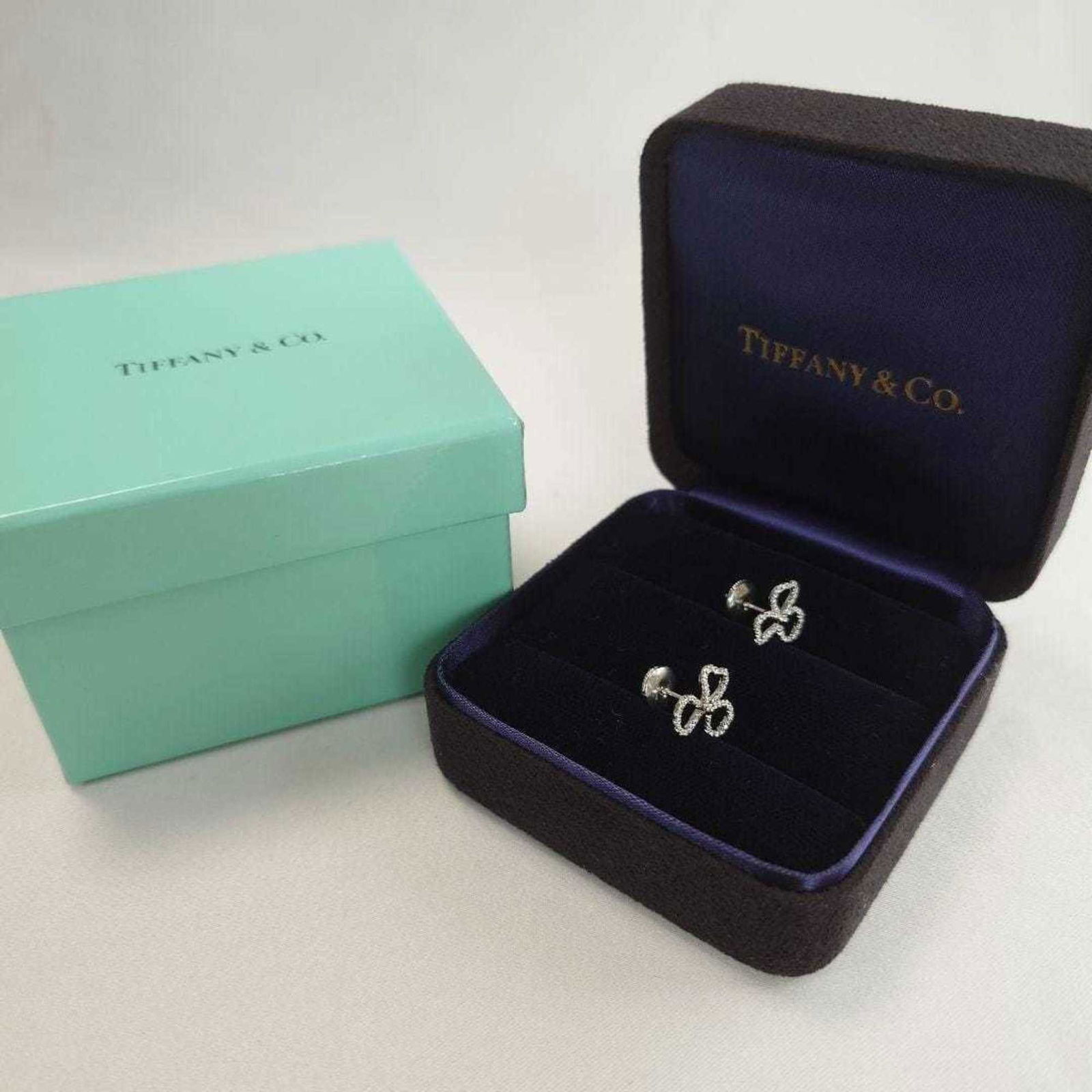 Platinum Tiffany Stud Earrings - 9