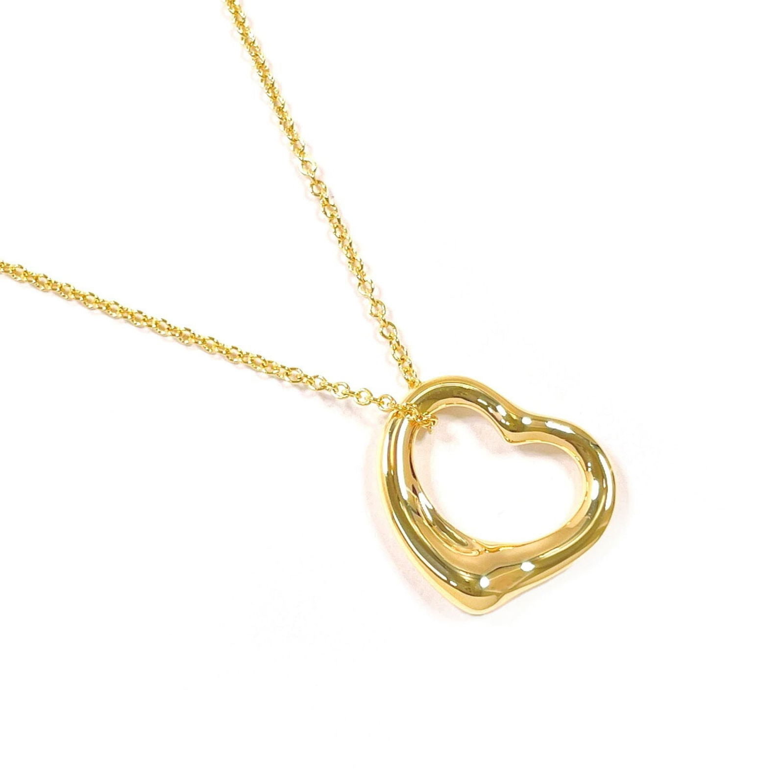 Women's TIFFANY & Co. Tiffany Heart Elsa Peretti Necklace 18K Yellow Gold: Women's TIFFANY & Co. Tiffany Heart Elsa Peretti Necklace 18K Yellow Gold This listing features Women's TIFFANY & Co. Tiffany Heart Elsa Peretti Necklace 18K Yellow Gold. Item specifics are provided b