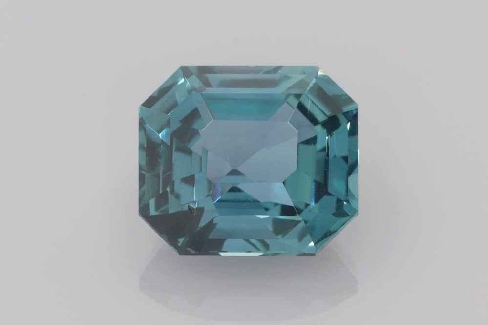 Loose Sapphire Gemstone - Octagonal 2.19ct Teal EC: Loose Sapphire Gemstone - Octagonal 2.19ct Teal EC This listing features Loose Sapphire Gemstone - Octagonal 2.19ct Teal EC. Item specifics are provided below. Item Specifics: Type: Sapphire Carat: 2.