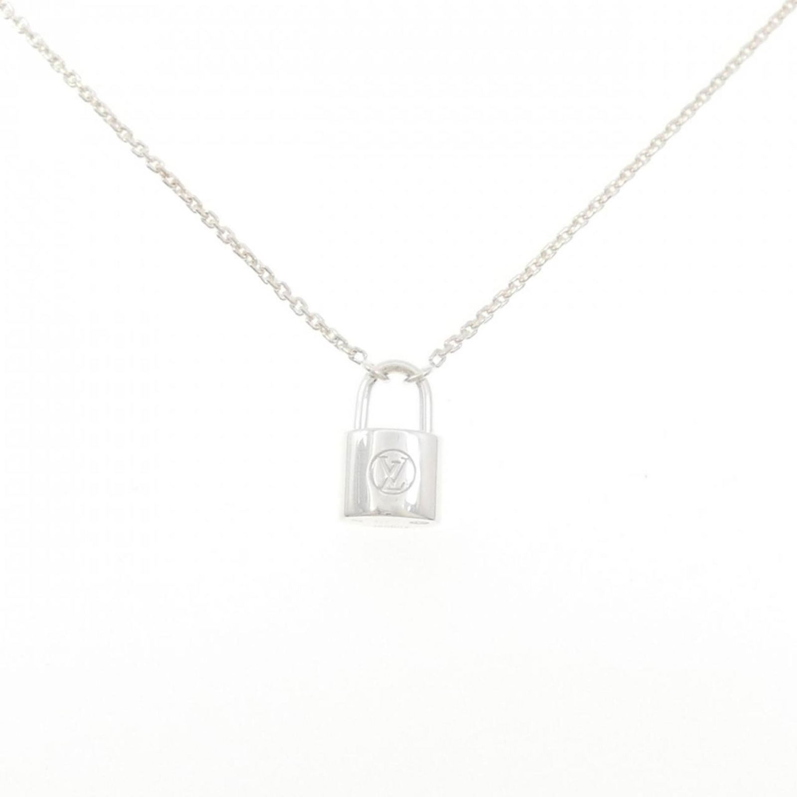 Necklace Louis Vuitton Lockit: Necklace Louis Vuitton Lockit This listing features Necklace Louis Vuitton Lockit. Item specifics are provided below. Item Specifics: Brand: Louis Vuitton Necklace Type: Necklace Pendant Type: Pendant