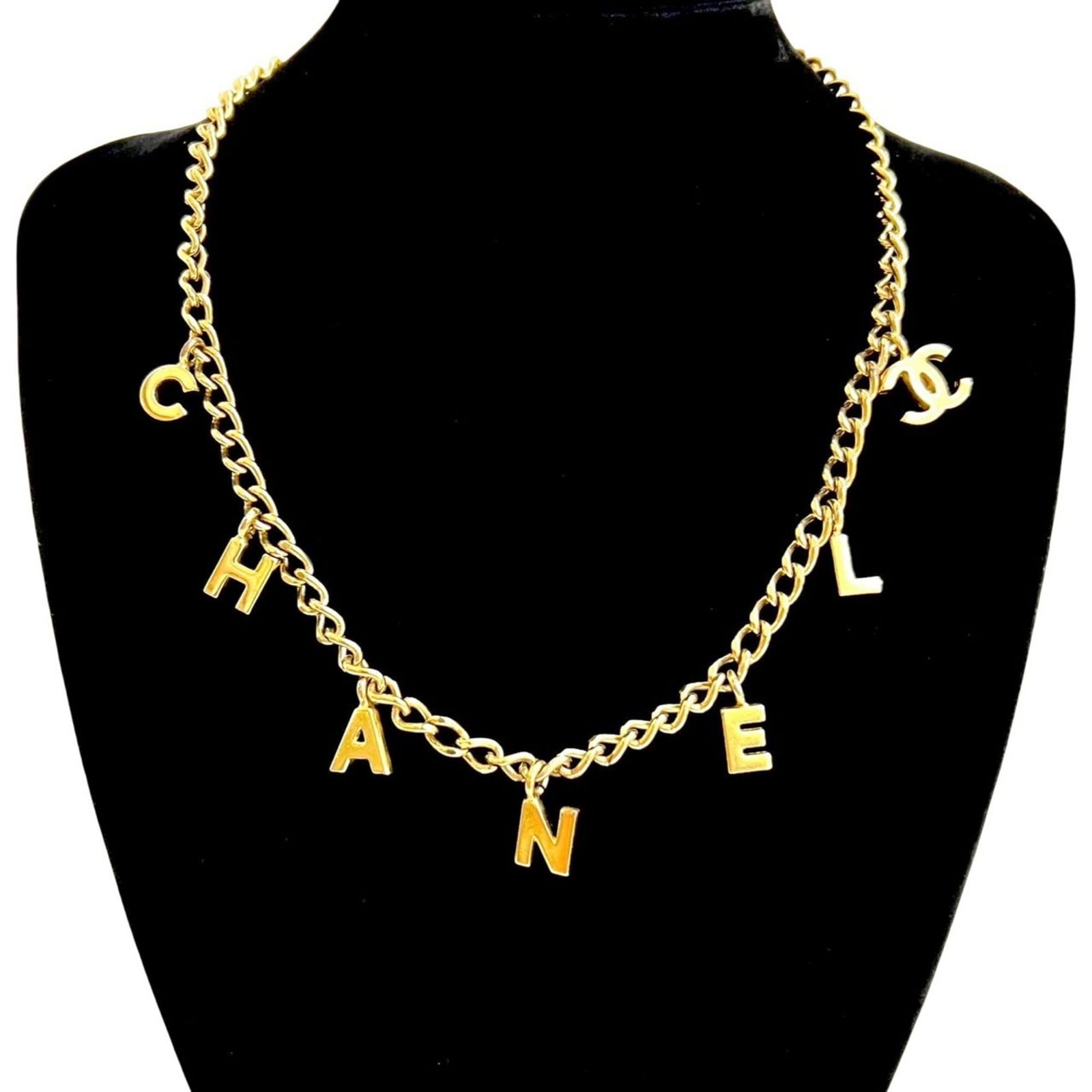 OG810 CHANEL Vintage Coco Mark Logo Motif GP Chain Necklace Pendant Gold (1 of 5)