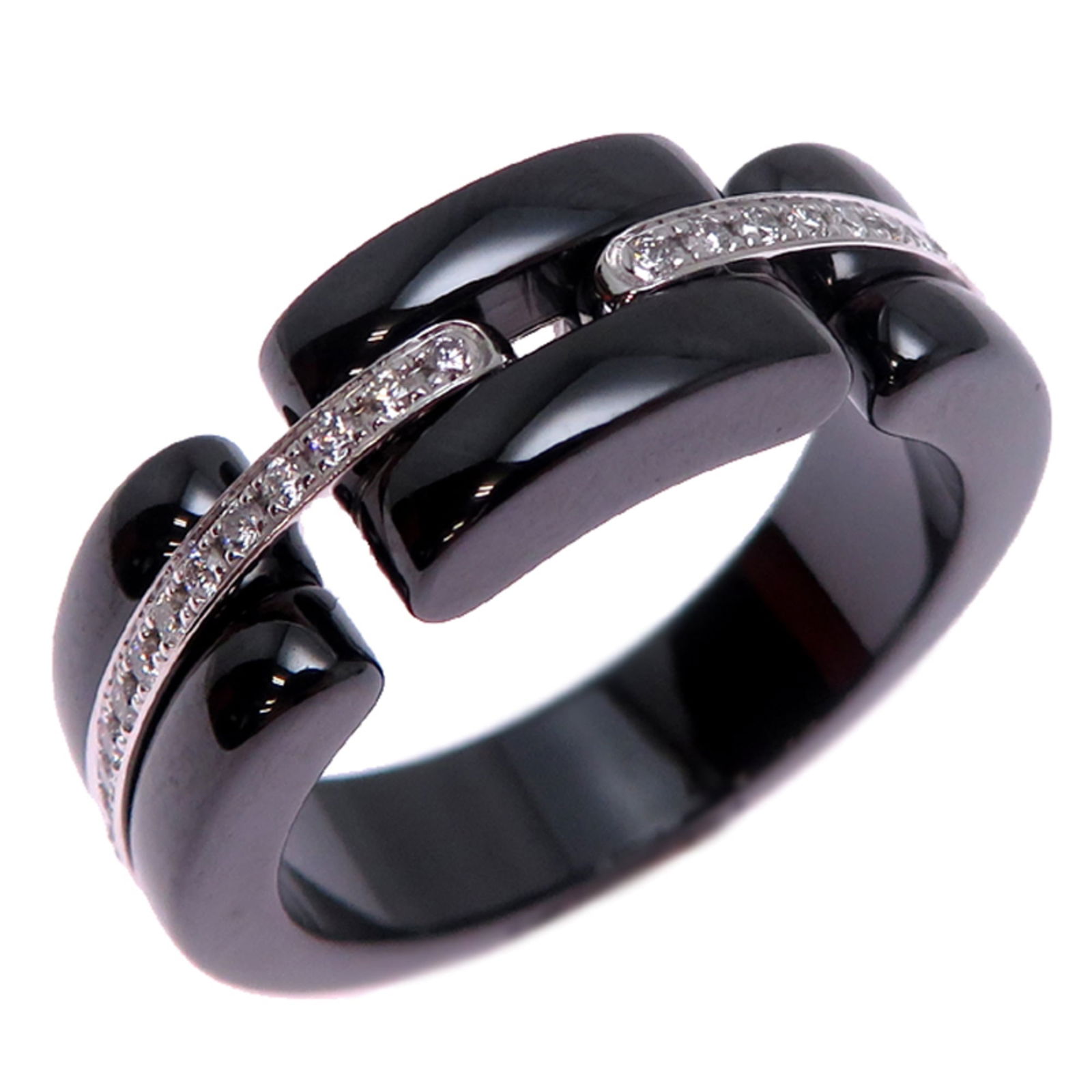 White Gold - Chanel Band Ring Ceramic: White Gold - Chanel Band Ring Ceramic This listing features White Gold - Chanel Band Ring Ceramic. Item specifics are provided below. Item Specifics: Brand: Chanel Type: Band Ring Gender: Women Materi