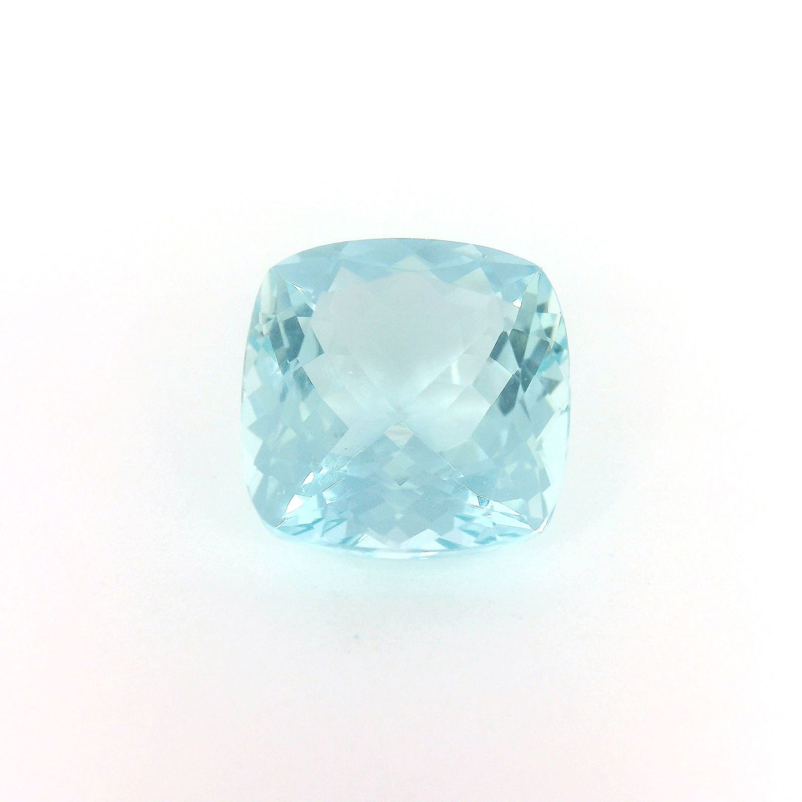 Loose Aquamarine Gemstone - GSI Cushion 4.12ct Blue EC: Loose Aquamarine Gemstone - GSI Cushion 4.12ct Blue EC This listing features Loose Aquamarine Gemstone - GSI Cushion 4.12ct Blue EC. Item specifics are provided below. Item Specifics: Type: