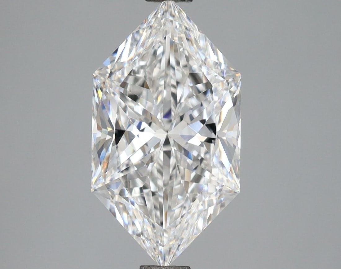 Loose Lab Diamond - IGI Hexagonal 3.36ct E VVS2: Loose Lab Diamond - IGI Hexagonal 3.36ct E VVS2 This listing features Loose Lab Diamond - IGI Hexagonal 3.36ct E VVS2. Item specifics are provided below. Item Specifics: Source: This Is A Real Diamond