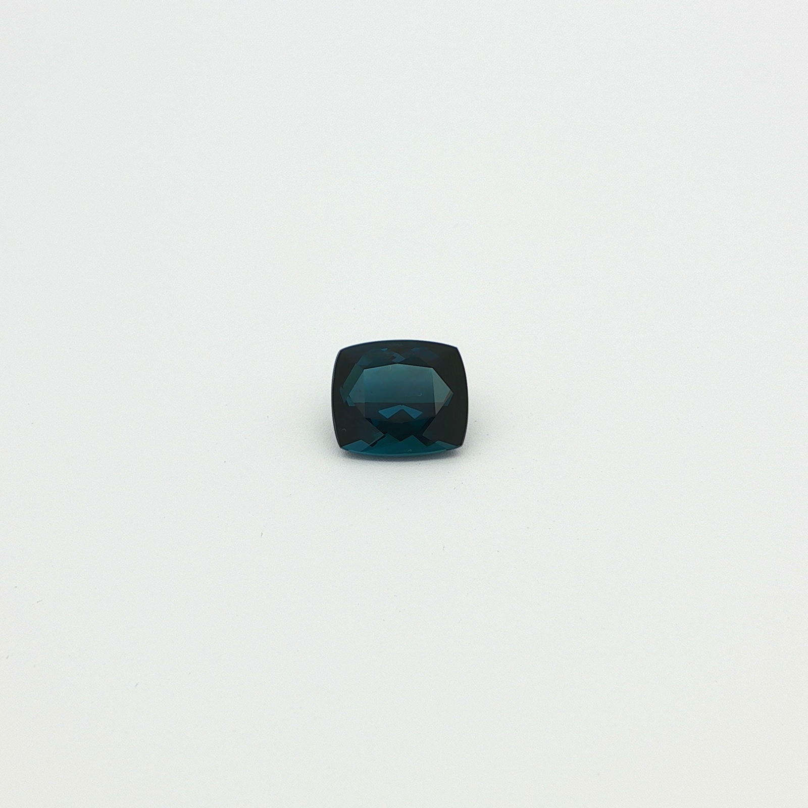 Loose Tourmaline Gemstone - GSI Cushion 3.31ct Blue EC: Loose Tourmaline Gemstone - GSI Cushion 3.31ct Blue EC This listing features Loose Tourmaline Gemstone - GSI Cushion 3.31ct Blue EC. Item specifics are provided below. Item Specifics: Type: Tourmaline