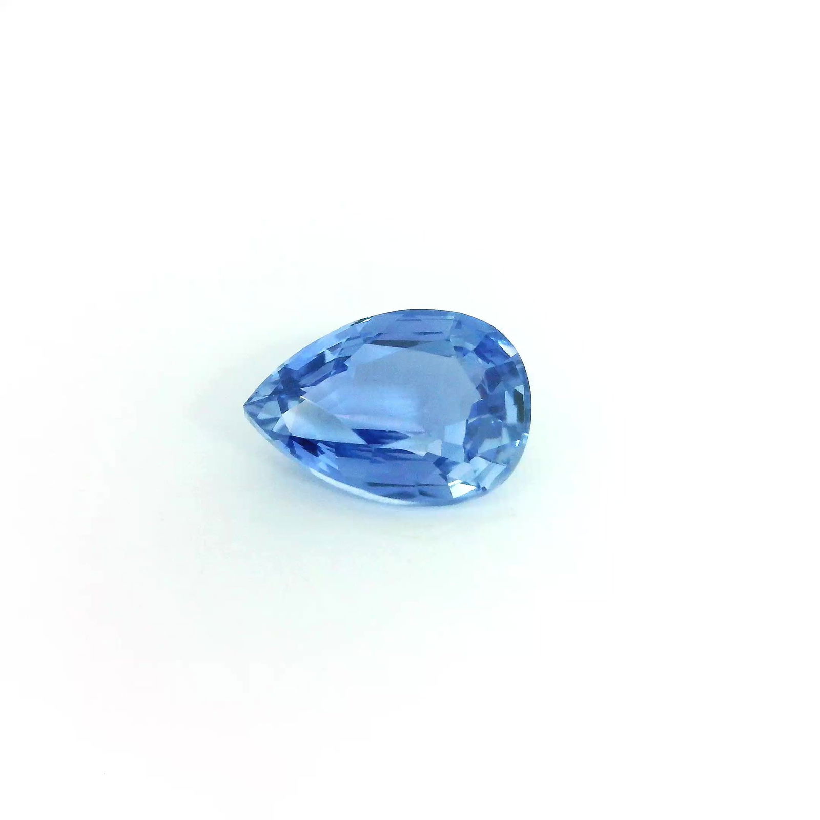 Loose Sapphire Gemstone - GSI Pear 1.85ct Blue EC: Loose Sapphire Gemstone - GSI Pear 1.85ct Blue EC This listing features Loose Sapphire Gemstone - GSI Pear 1.85ct Blue EC. Item specifics are provided below. Item Specifics: Type: Sapphire Carat: 1.85