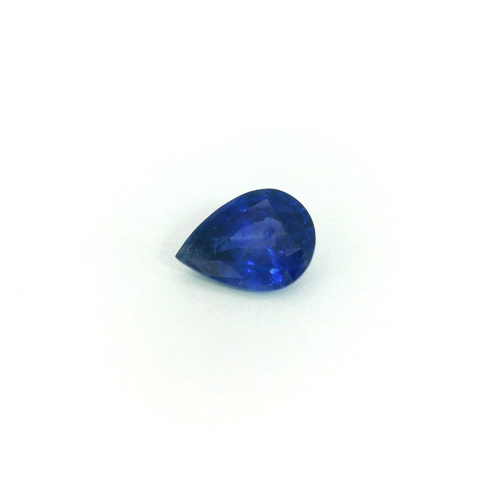 Loose Sapphire Gemstone - GSI Pear 1.05ct Blue SI: Loose Sapphire Gemstone - GSI Pear 1.05ct Blue SI This listing features Loose Sapphire Gemstone - GSI Pear 1.05ct Blue SI. Item specifics are provided below. Item Specifics: Type: Sapphire Carat: 1.05