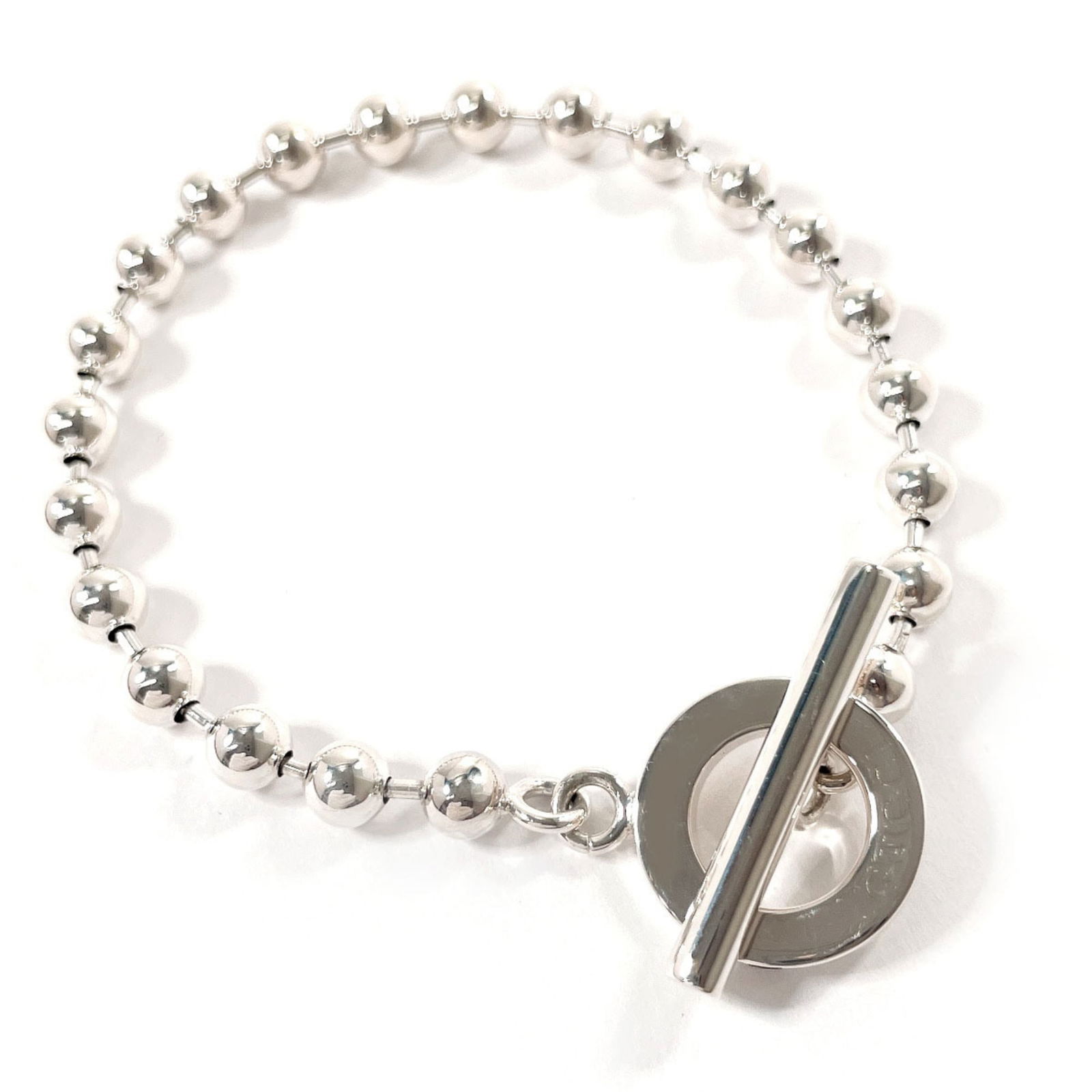 925 Gucci Charm Bracelet Silver: 925 Gucci Charm Bracelet Silver This listing features 925 Gucci Charm Bracelet Silver. Item specifics are provided below. Item Specifics: Brand: Gucci Type: Charm Bracelet Gender: Men,Women Material: