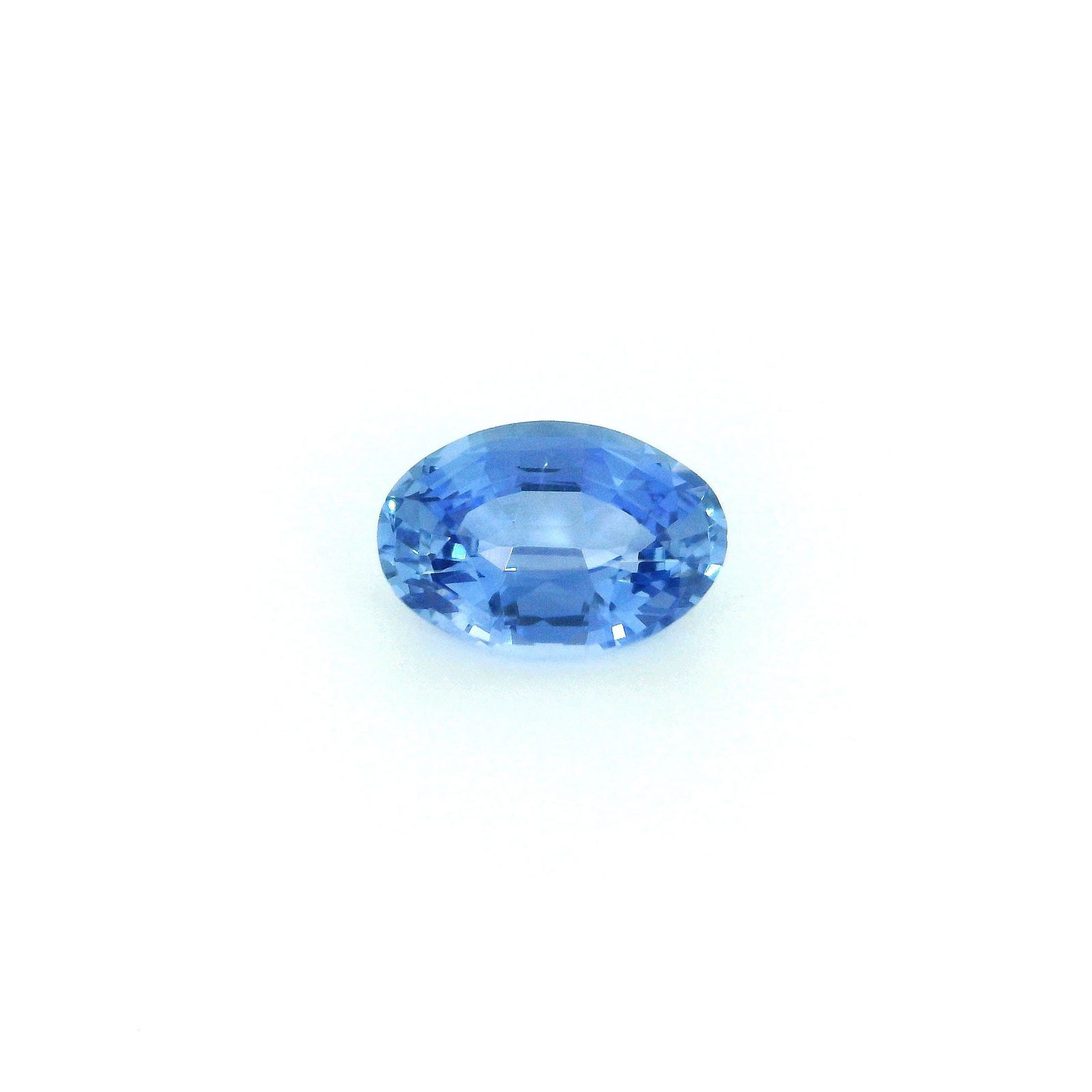 Loose Sapphire Gemstone - GSI Oval 1.36ct Blue EC: Loose Sapphire Gemstone - GSI Oval 1.36ct Blue EC This listing features Loose Sapphire Gemstone - GSI Oval 1.36ct Blue EC. Item specifics are provided below. Item Specifics: Type: Sapphire Carat: