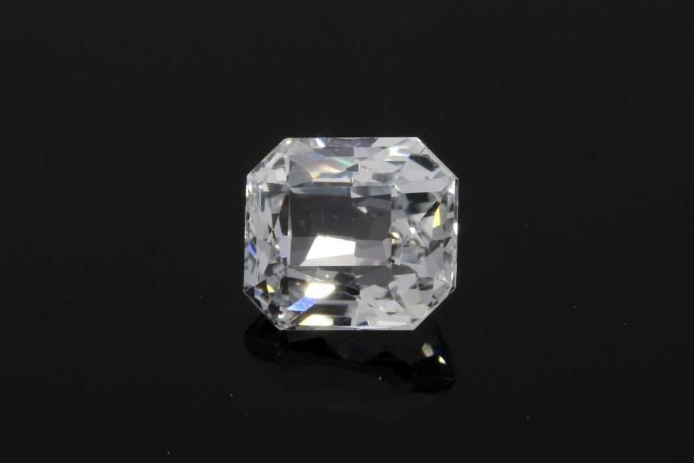 Loose Sapphire Gemstone - Octagonal 1.75ct White EC (1 of 1)