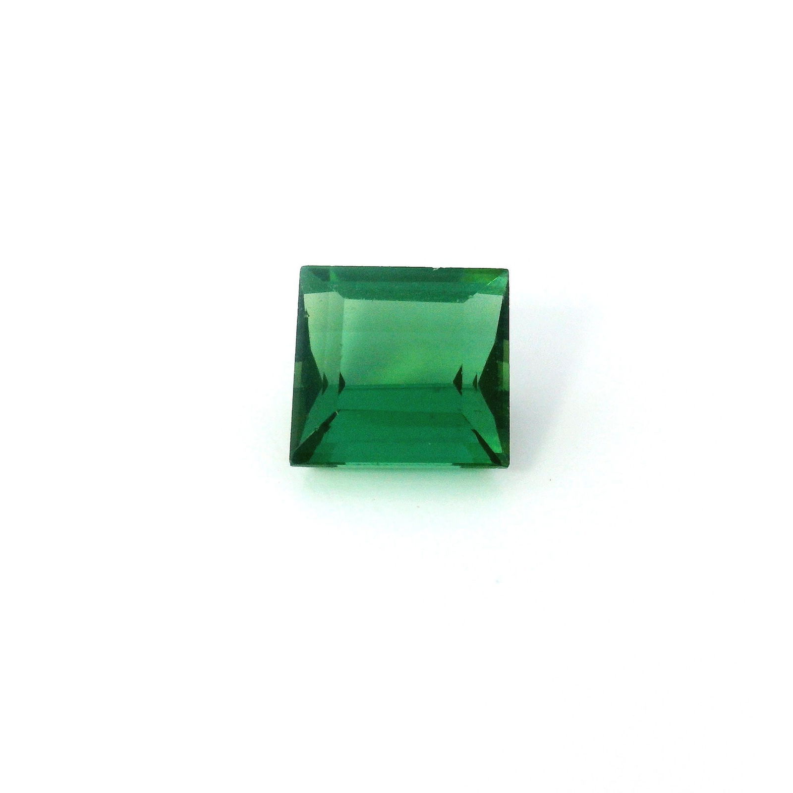 Loose Tourmaline Gemstone - GSI Rectangular 1.62ct Green EC: Loose Tourmaline Gemstone - GSI Rectangular 1.62ct Green EC This listing features Loose Tourmaline Gemstone - GSI Rectangular 1.62ct Green EC. Item specifics are provided below. Item Specifics: Type: