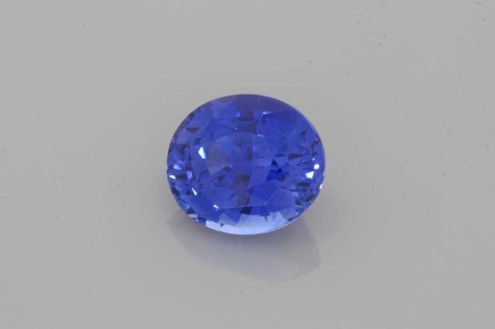 Loose Sapphire Gemstone - Oval 2.07ct Blue EC: Loose Sapphire Gemstone - Oval 2.07ct Blue EC This listing features Loose Sapphire Gemstone - Oval 2.07ct Blue EC. Item specifics are provided below. Item Specifics: Type: Sapphire Carat: 2.07 Cut: