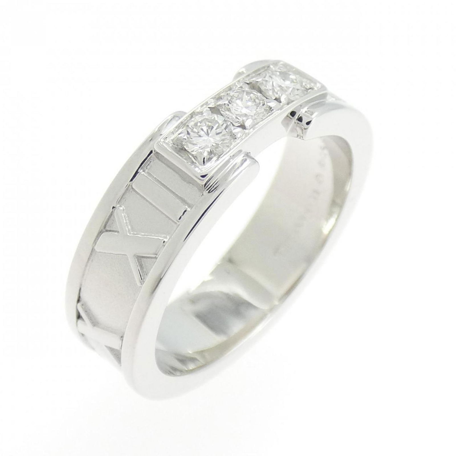 (18K) Tiffany Band Ring White Gold: (18K) Tiffany Band Ring White Gold This listing features (18K) Tiffany Band Ring White Gold. Item specifics are provided below. Item Specifics: Brand: Tiffany Type: Band Ring Gender: Women Color: Whit