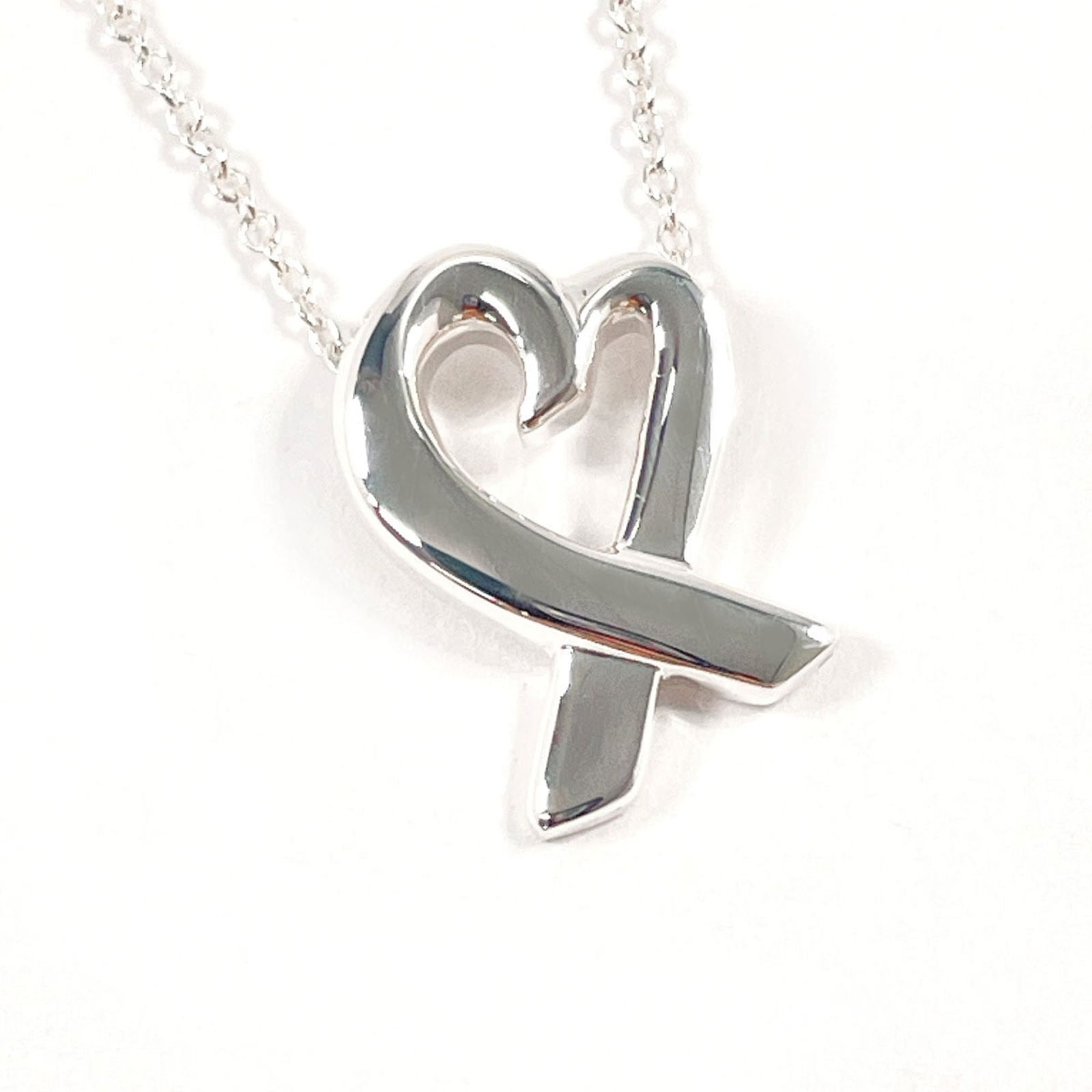 Women TIFFANY & Co. Tiffany Loving Heart Paloma Picasso Necklace in 925 Sterling Silver for: Women TIFFANY & Co. Tiffany Loving Heart Paloma Picasso Necklace in 925 Sterling Silver for This listing features Women TIFFANY & Co. Tiffany Loving Heart Paloma Picasso Necklace in 925 Sterling Silve