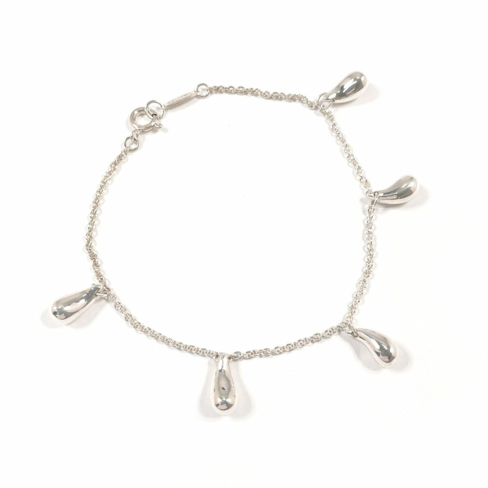 925 Tiffany Charm Bracelet Silver: 925 Tiffany Charm Bracelet Silver This listing features 925 Tiffany Charm Bracelet Silver. Item specifics are provided below. Item Specifics: Brand: Tiffany Type: Charm Bracelet Gender: Women Material