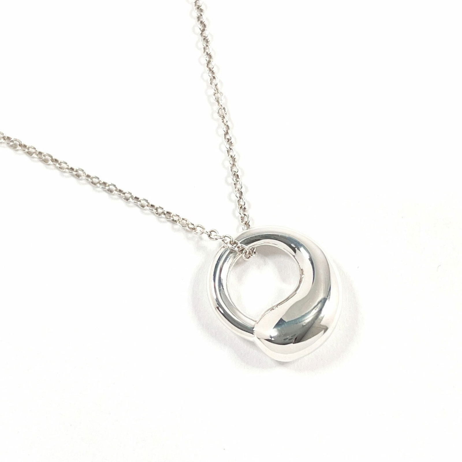 Women TIFFANY & Co. Tiffany Eternal Circle Elsa Peretti Necklace in 925 Sterling Silver for: Women TIFFANY & Co. Tiffany Eternal Circle Elsa Peretti Necklace in 925 Sterling Silver for This listing features Women TIFFANY & Co. Tiffany Eternal Circle Elsa Peretti Necklace in 925 Sterling Silve