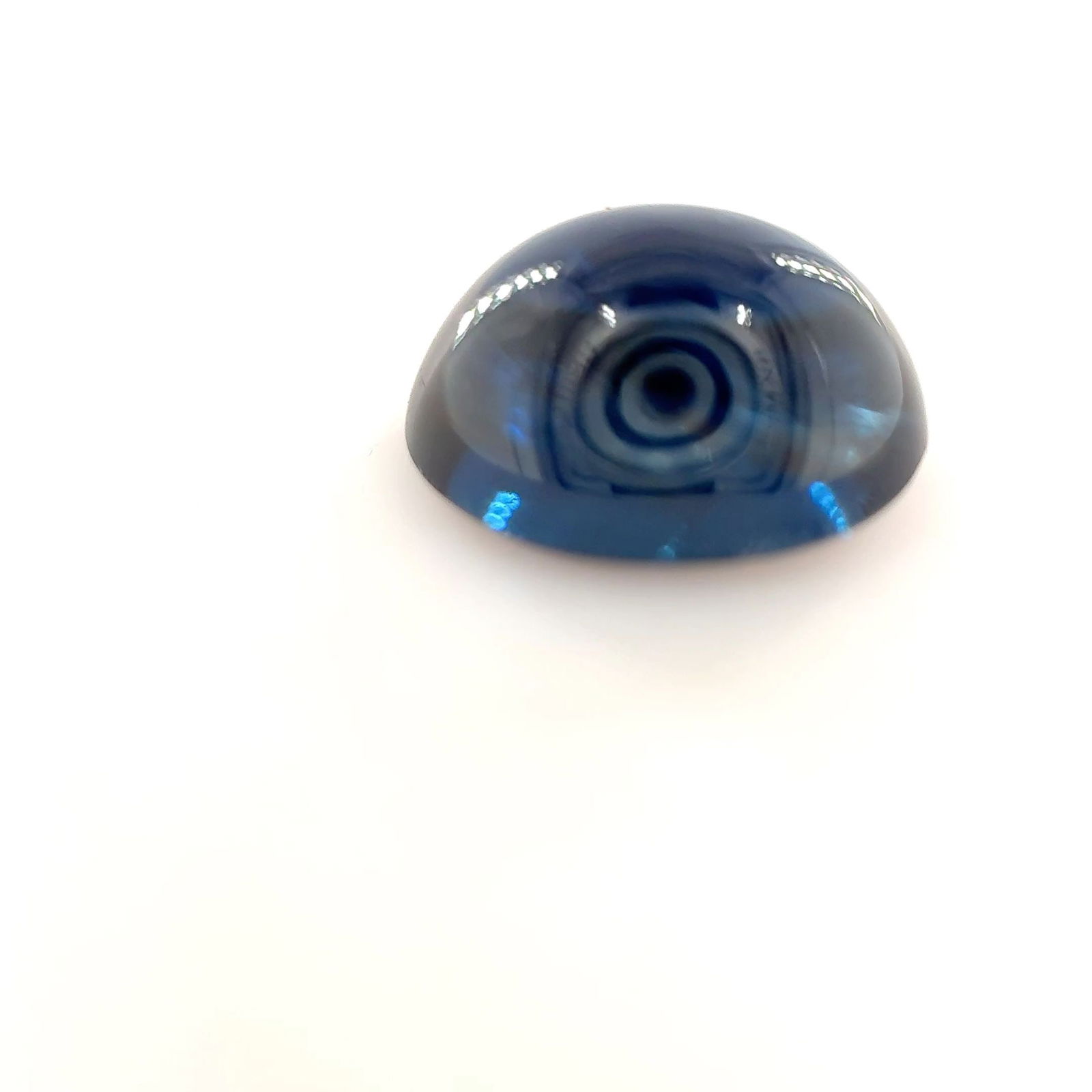 Loose Sapphire Gemstone - Oval 3.68ct Blue SI: Loose Sapphire Gemstone - Oval 3.68ct Blue SI This listing features Loose Sapphire Gemstone - Oval 3.68ct Blue SI. Item specifics are provided below. Item Specifics: Type: Sapphire Carat: 3.68 Cut: Ca