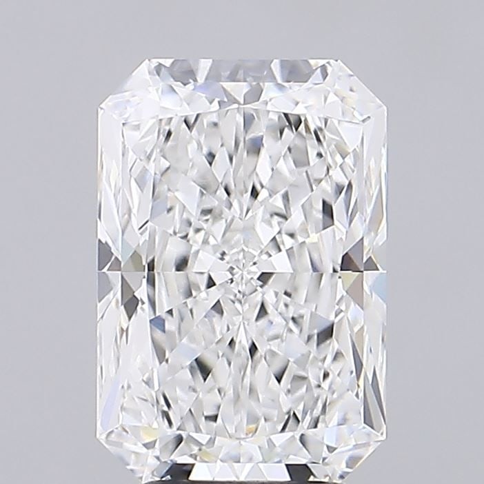 Loose Lab Diamond - IGI Radiant 3.51ct E VVS2: Loose Lab Diamond - IGI Radiant 3.51ct E VVS2 This listing features Loose Lab Diamond - IGI Radiant 3.51ct E VVS2. Item specifics are provided below. Item Specifics: Source: This Is A Real Diamond Gro