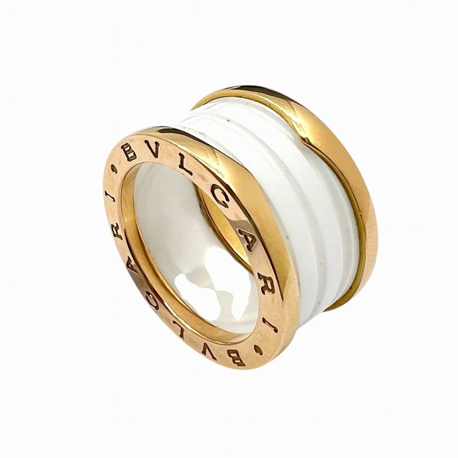 Pink Gold (18K) - Bvlgari Band Ring Ceramic: Pink Gold (18K) - Bvlgari Band Ring Ceramic This listing features Pink Gold (18K) - Bvlgari Band Ring Ceramic. Item specifics are provided below. Item Specifics: Brand: Bvlgari Type: Band Ring