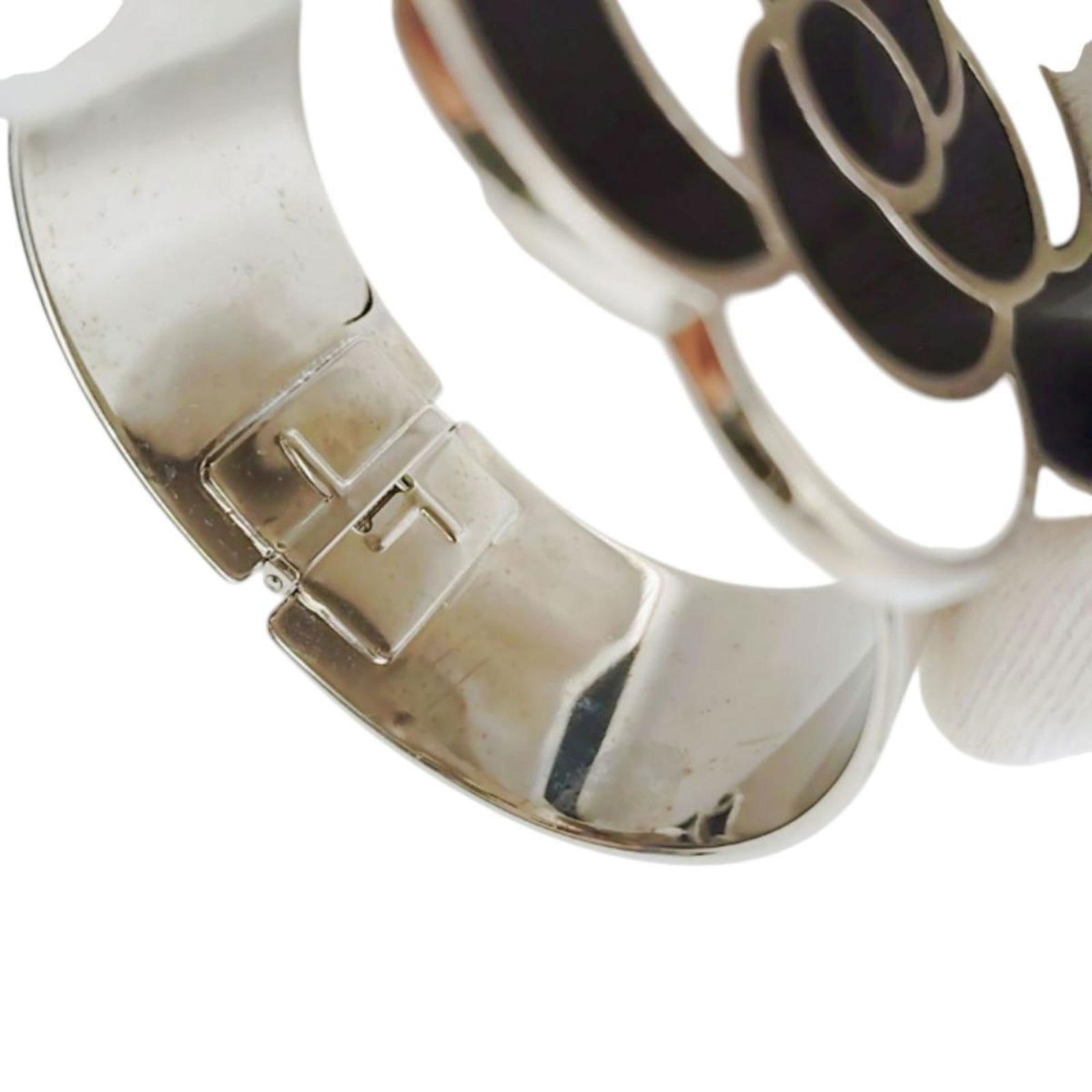 Metal Chanel Bangle - 8