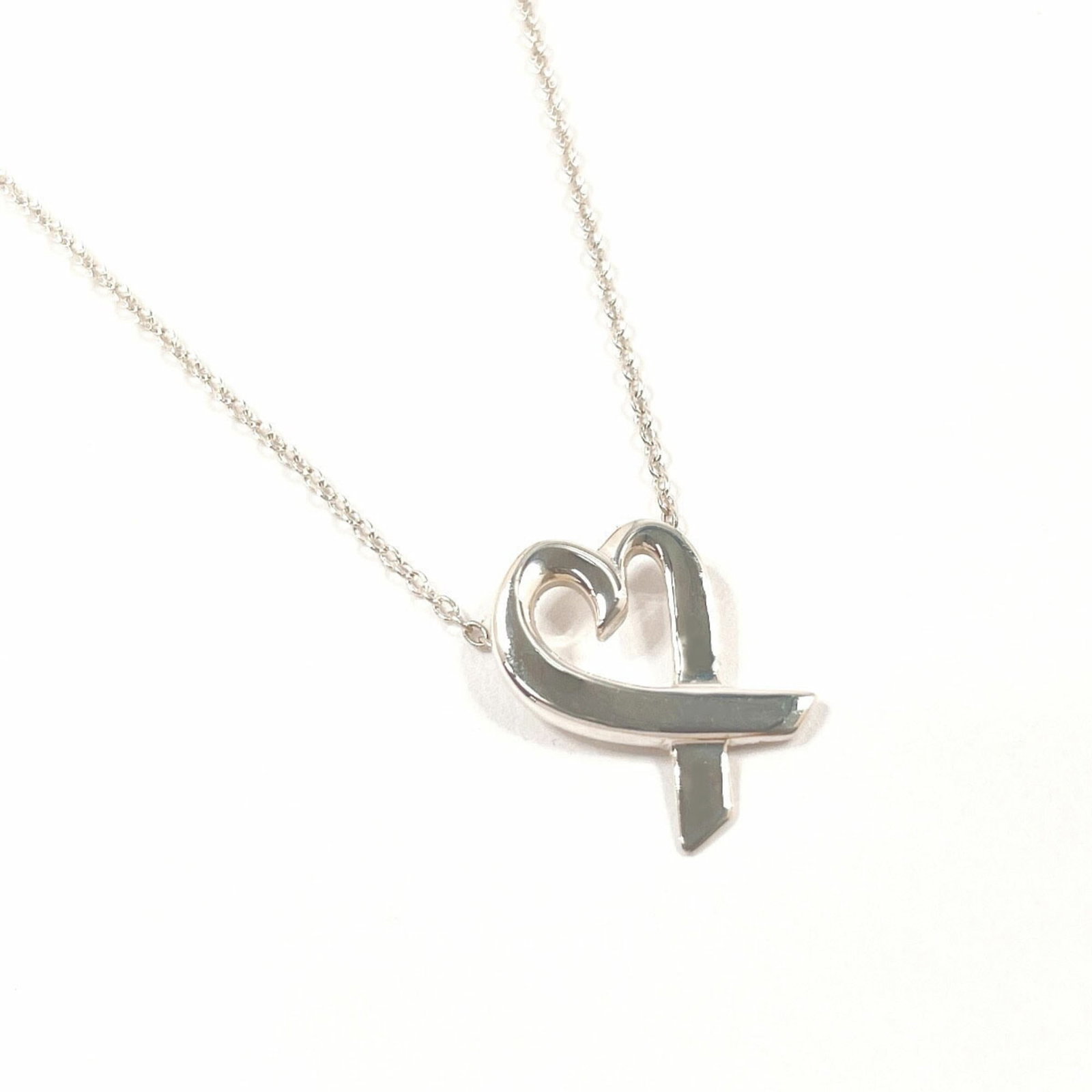 Women TIFFANY & Co. Tiffany Loving Heart Paloma Picasso Necklace in 925 Sterling Silver for: Women TIFFANY & Co. Tiffany Loving Heart Paloma Picasso Necklace in 925 Sterling Silver for This listing features Women TIFFANY & Co. Tiffany Loving Heart Paloma Picasso Necklace in 925 Sterling Silve